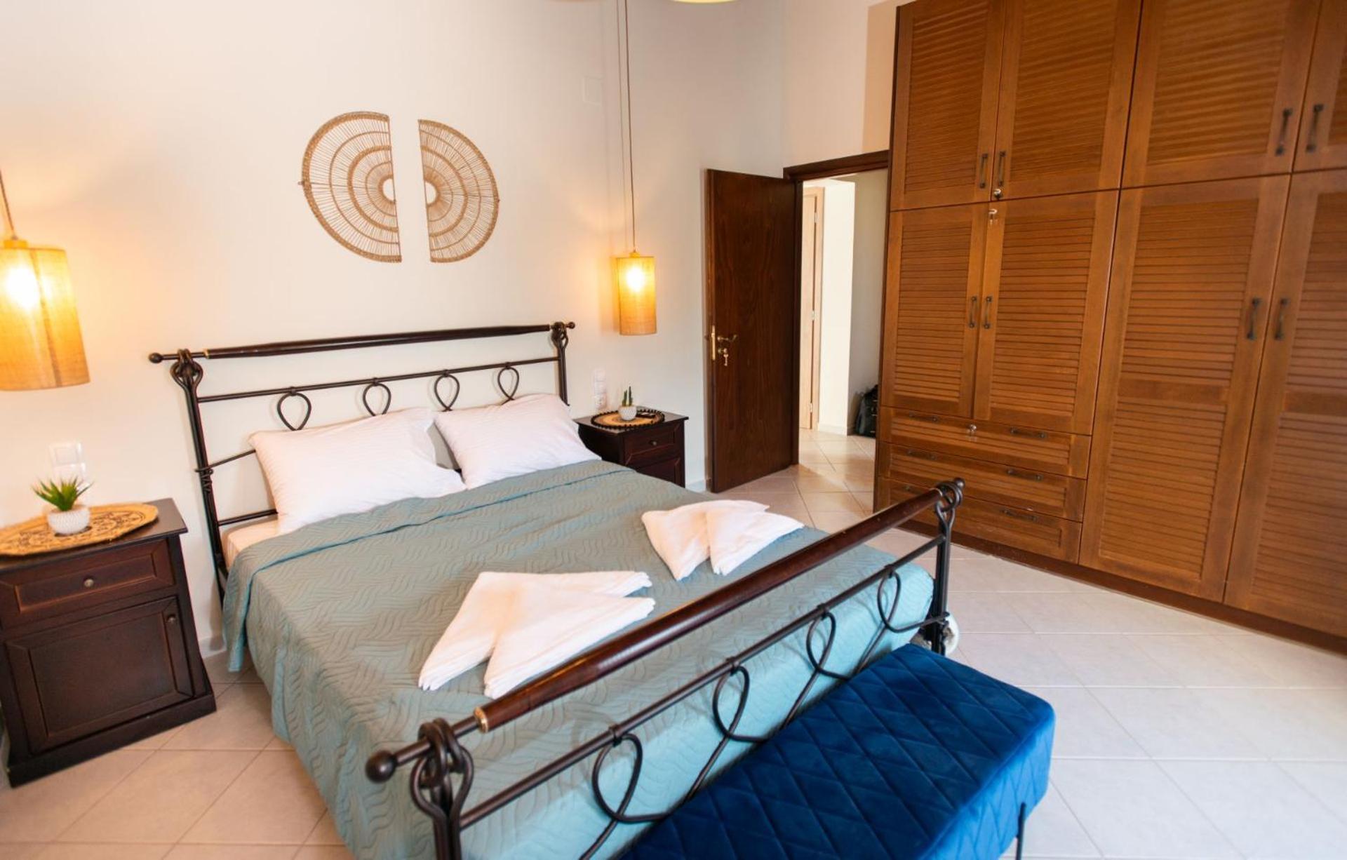 Alkioni , Beachfront, With Sea View Apartment Kokkinos Pirgos