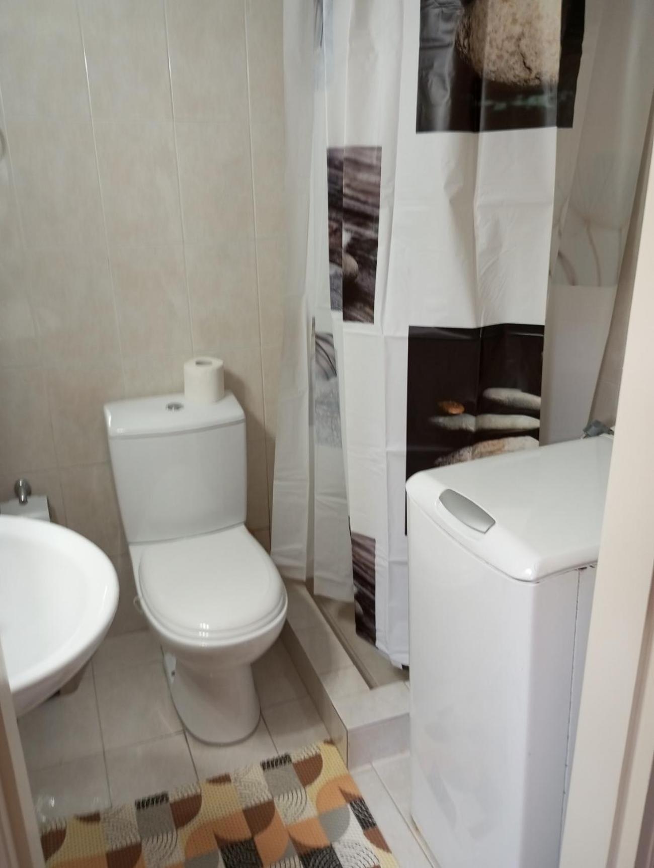 Cozy Single Studio Apartment *