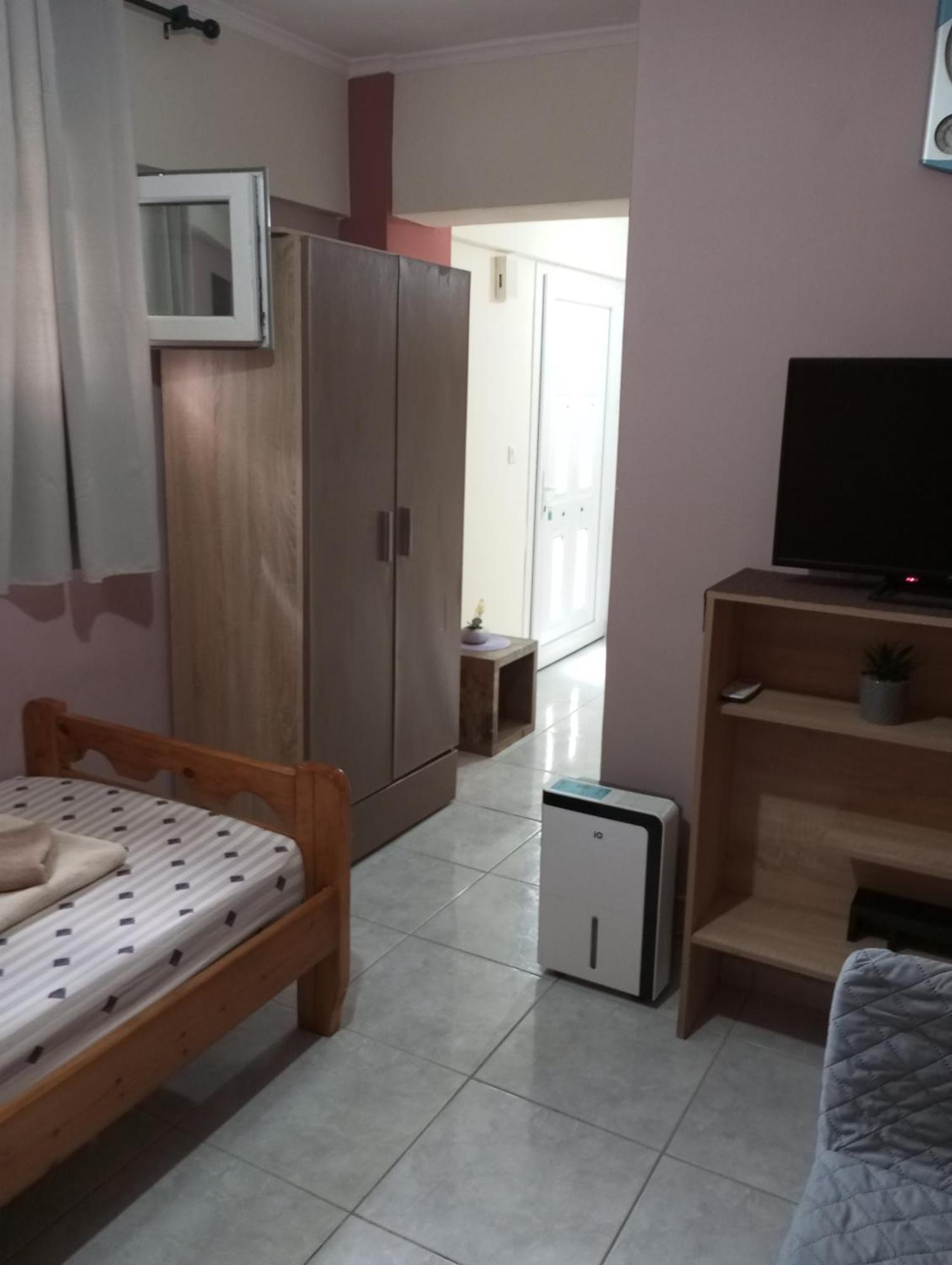 Apartment Cozy Single Studio Mytilene