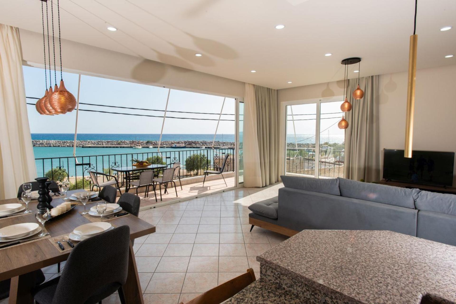 Apartment Alkioni With Harbor View *