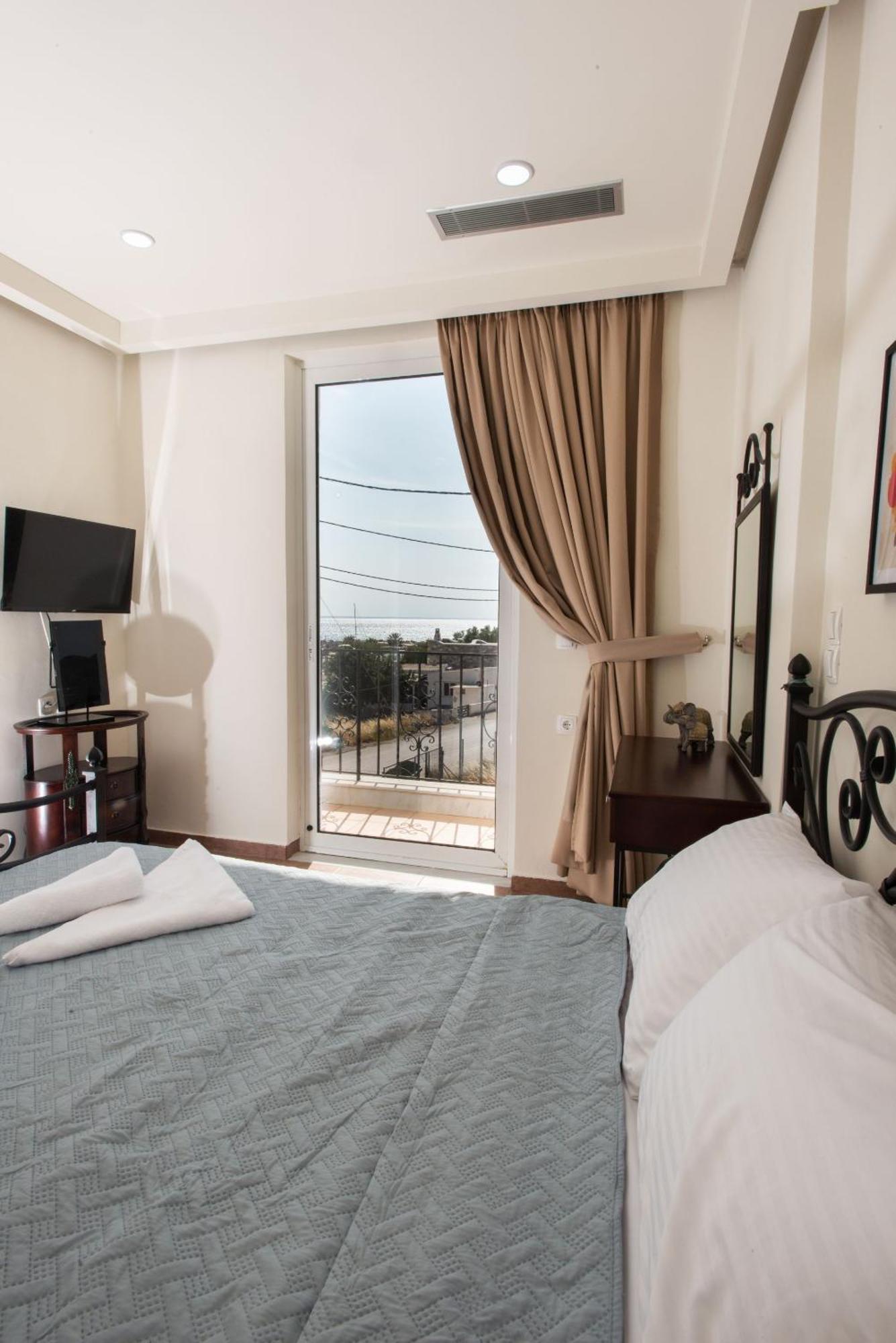 Alkioni With Harbor View Apartment *