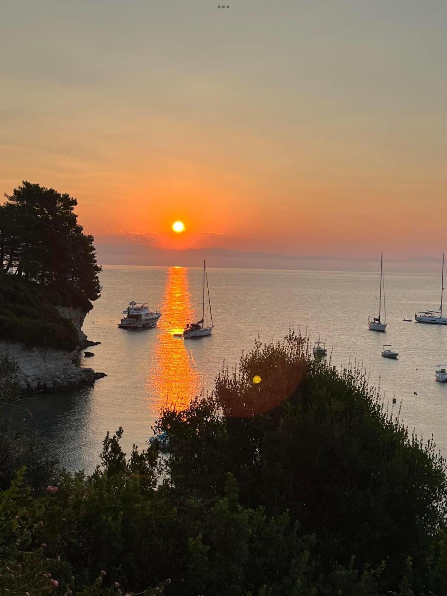 Aronis Spyros Panoramic Seaview *