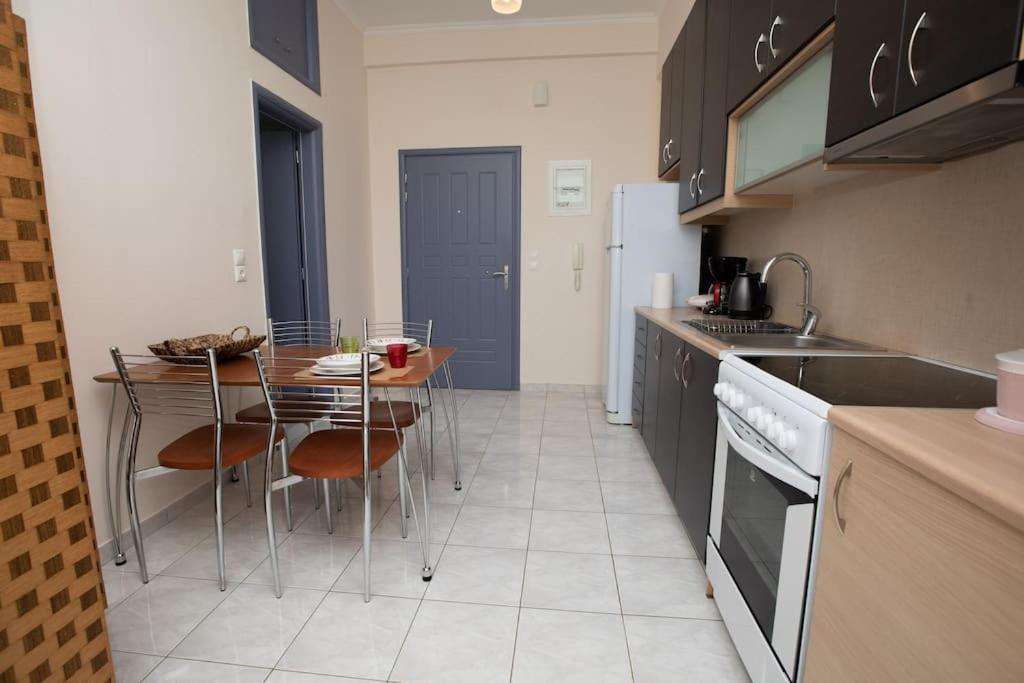 Laconian Blue Apartment *