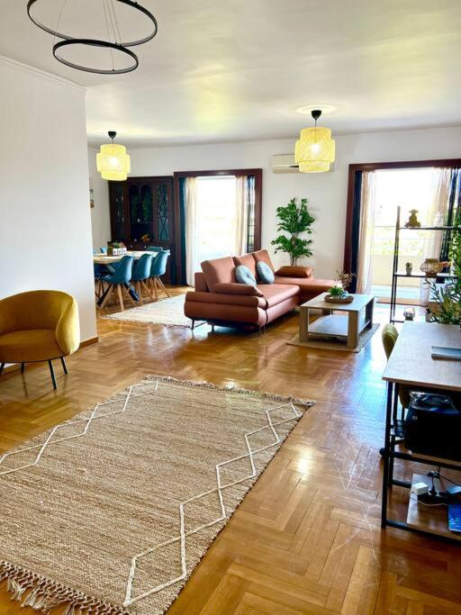 Seaview Penthouse On The Square *