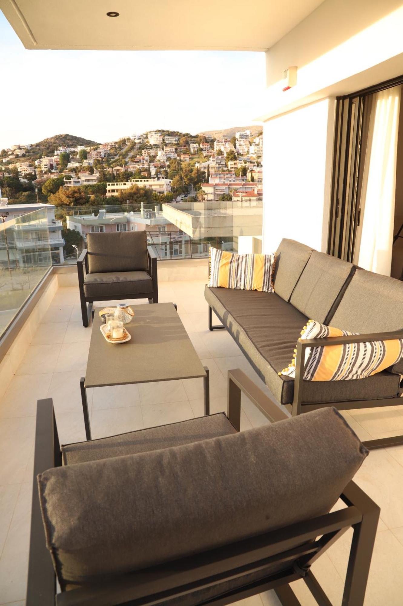 Villa Achilleas By The Sea *