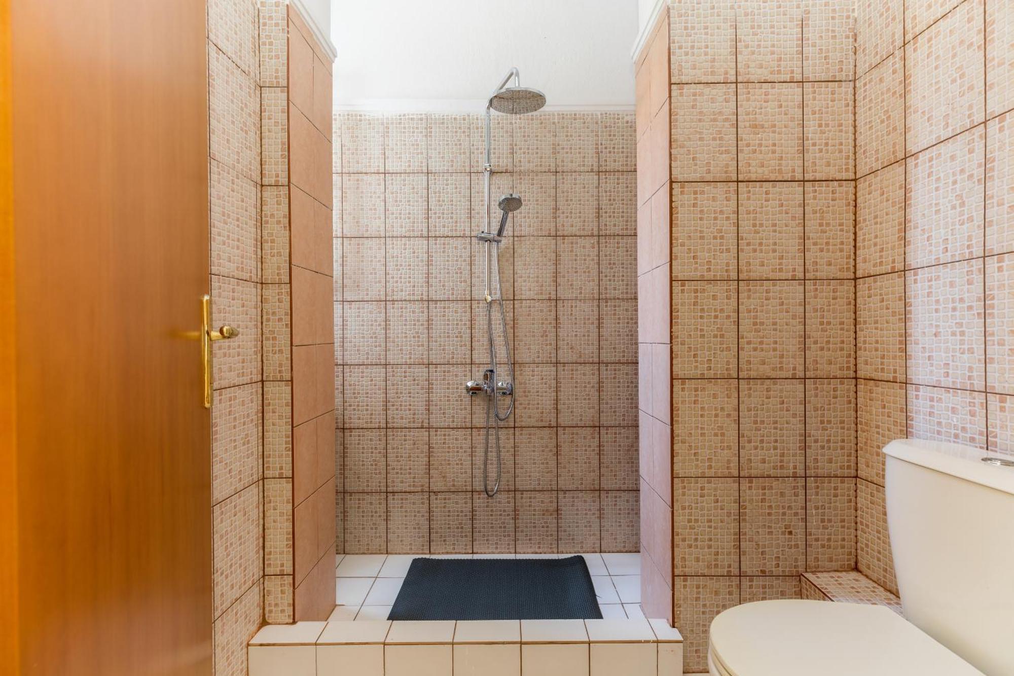 Villa Alexandra's Maisonette. Paralia Dionysiou
