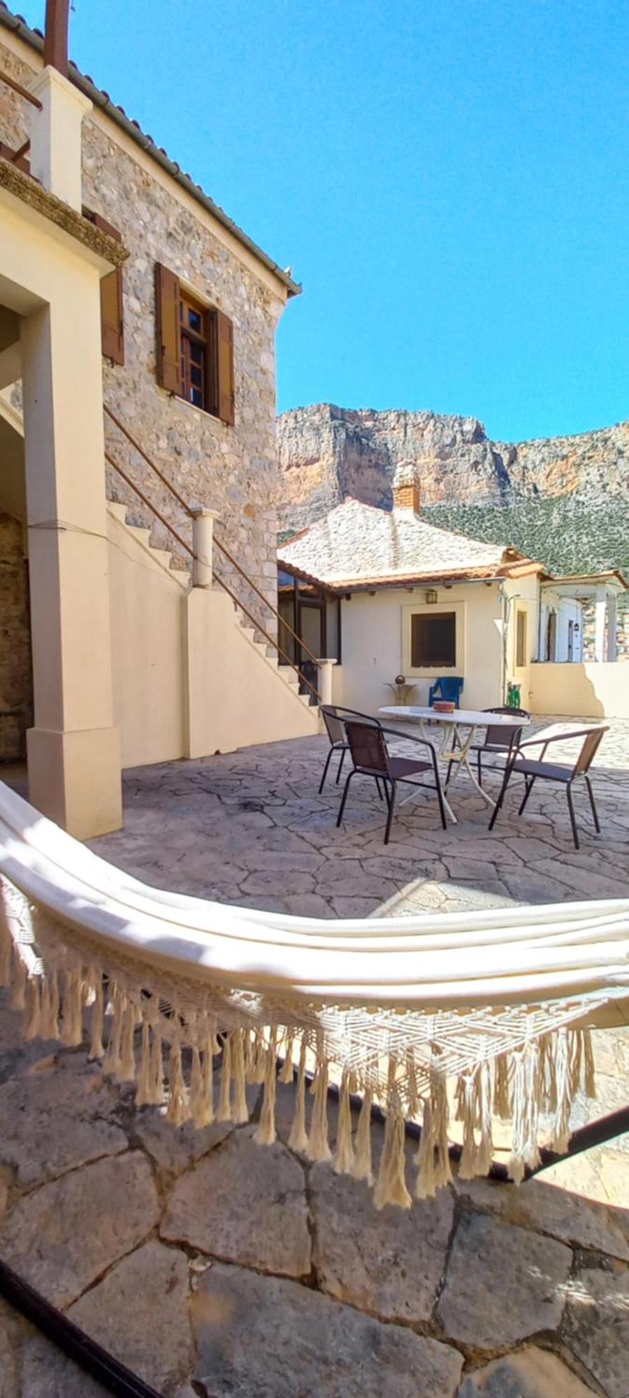 Holiday home Dafnon Stone House