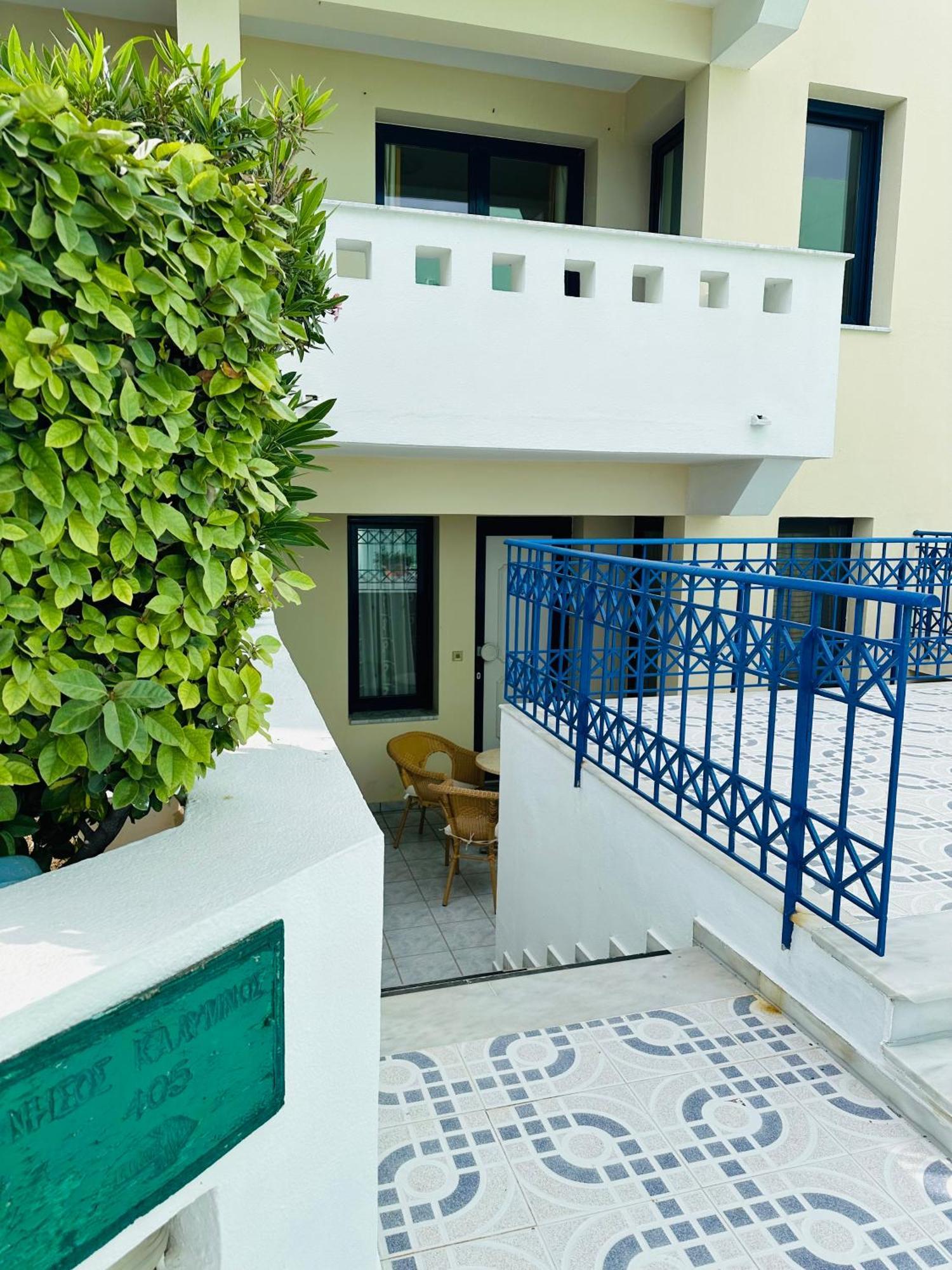 Sea Breeze Chios Monolia