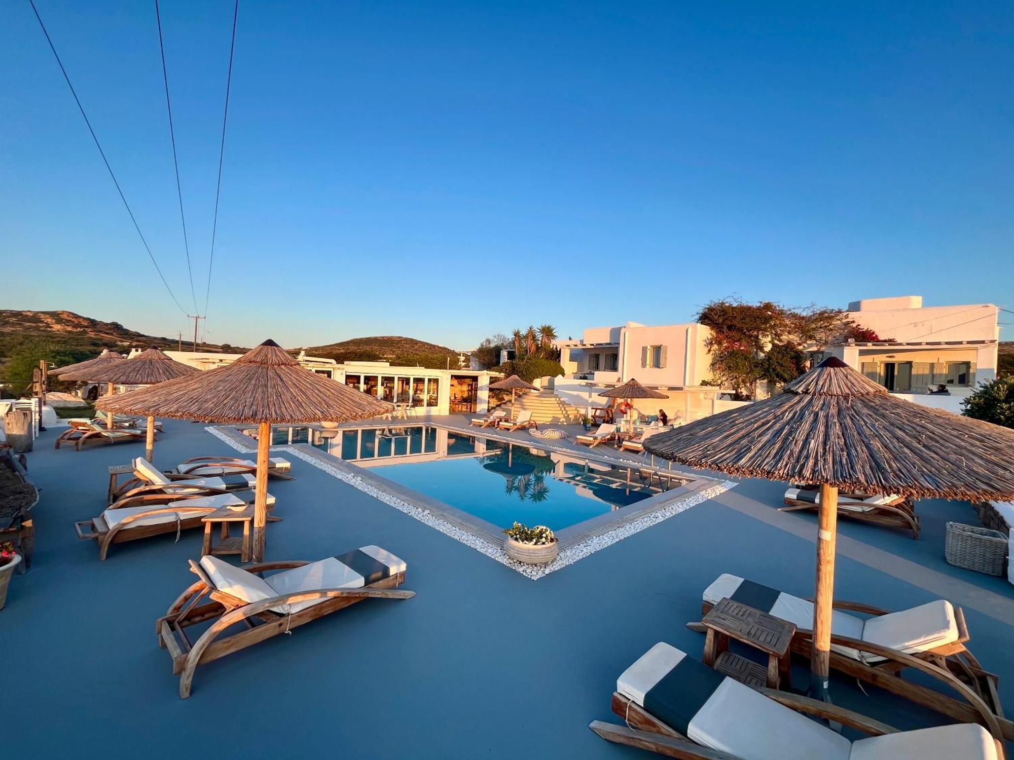 Aparthotel Anemoi Naousa (Paros)
