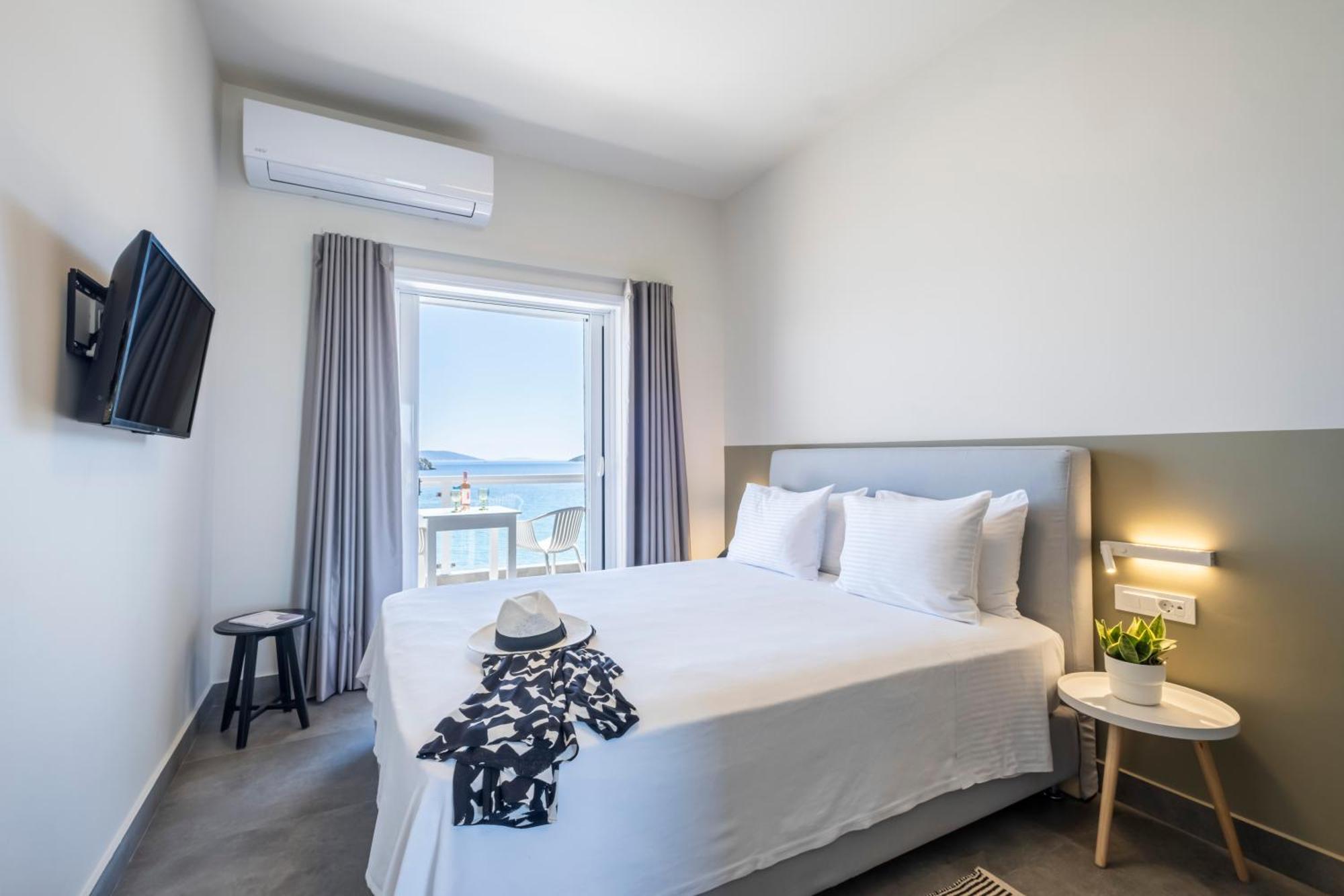 Aparthotel Nelly'S Apartments 3*
