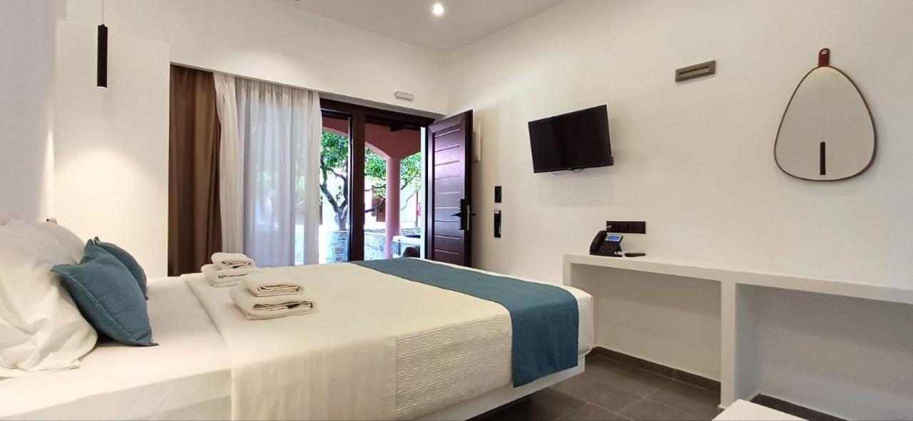 Rigas 3* Skopelos Town