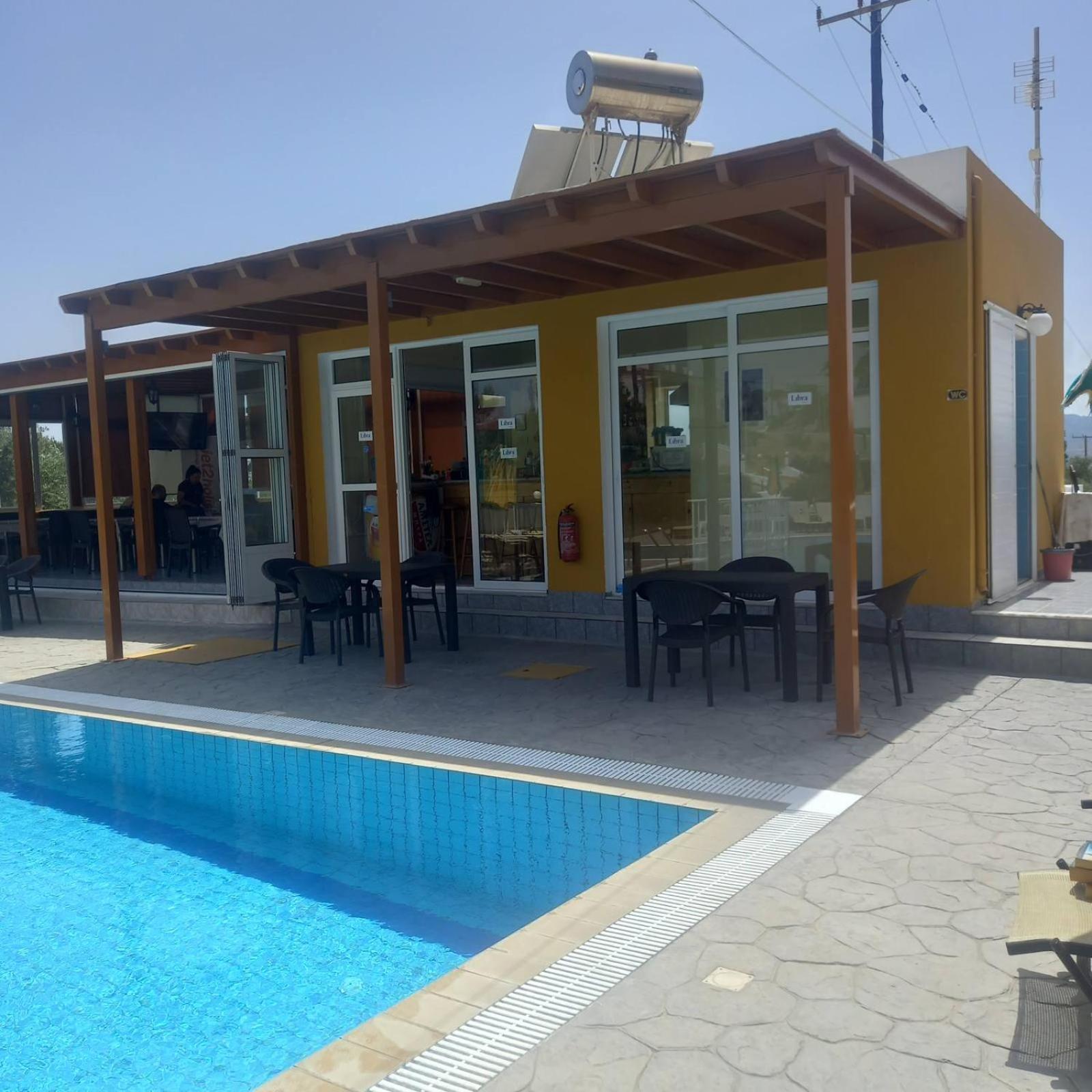 Manolis Aparthotel Kefalos (Kos)
