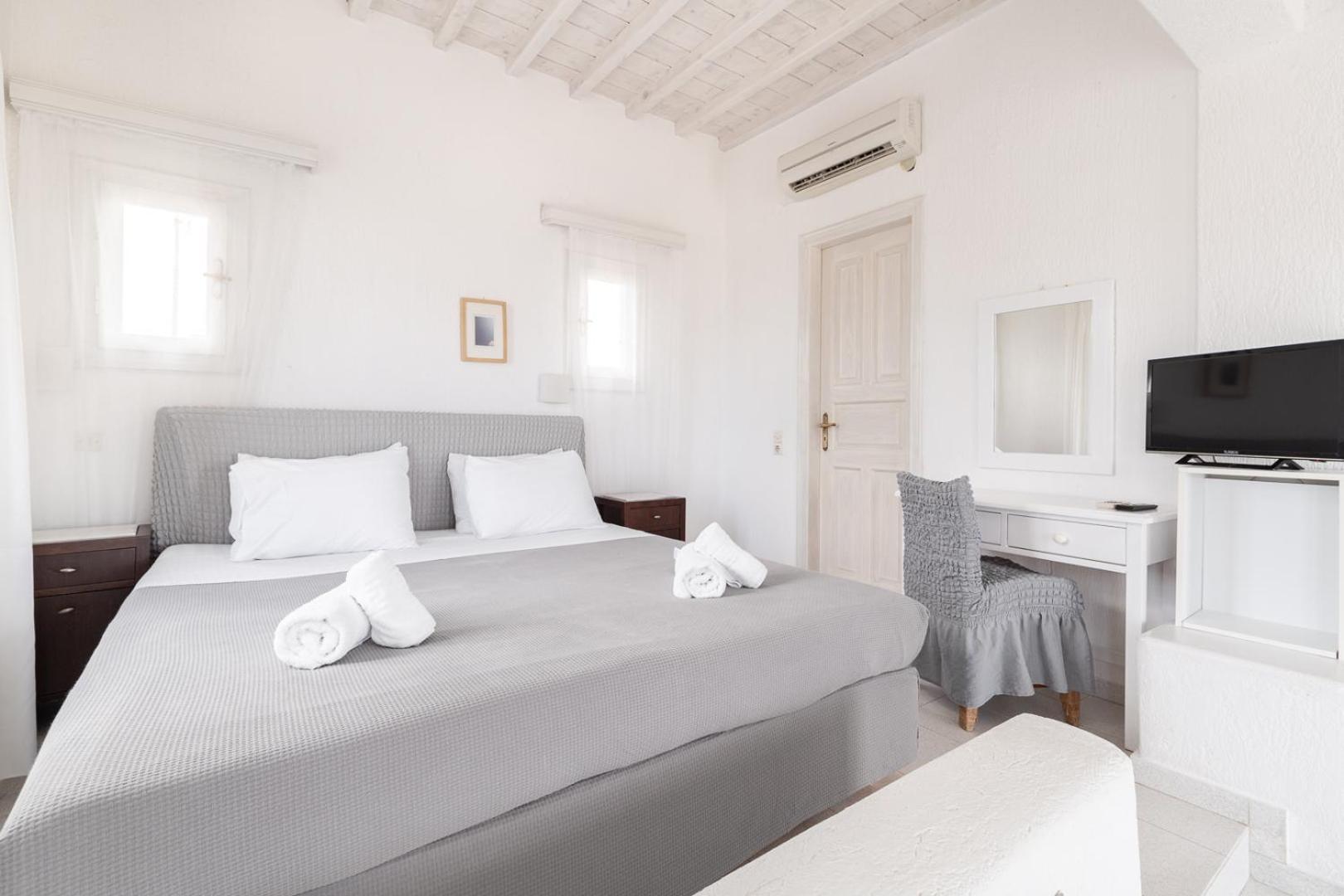 Fos Mykonos