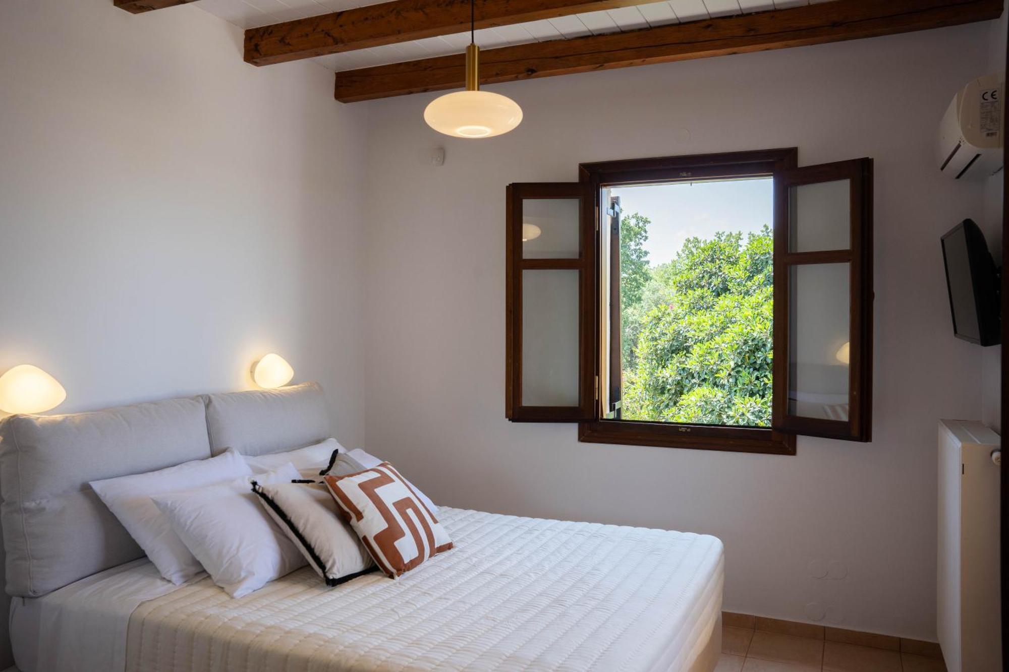 Aloe & Lotus Villa *