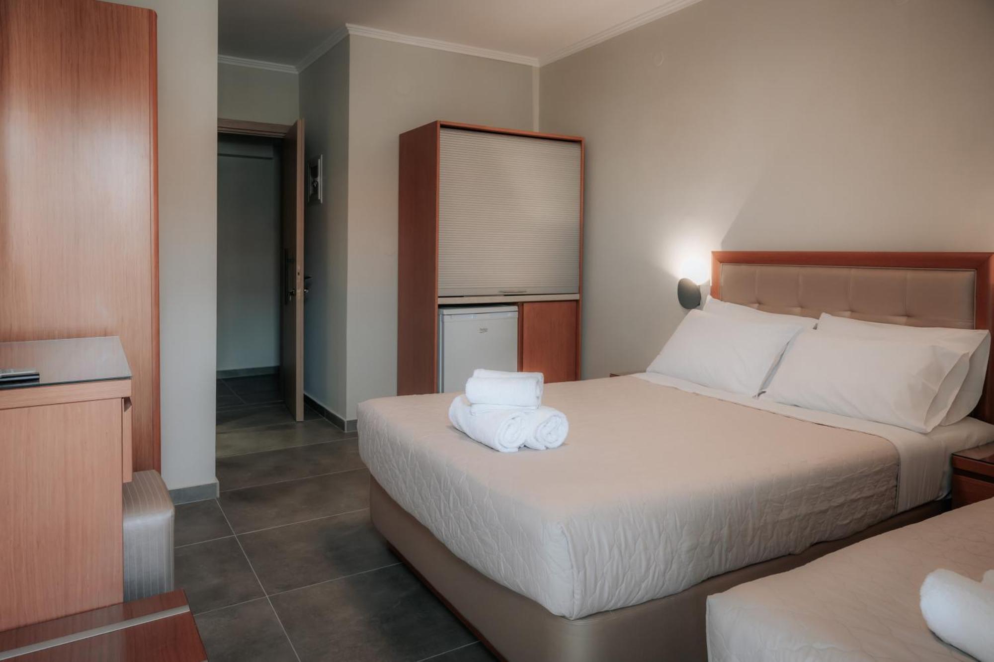Hermes Pieria Aparthotel