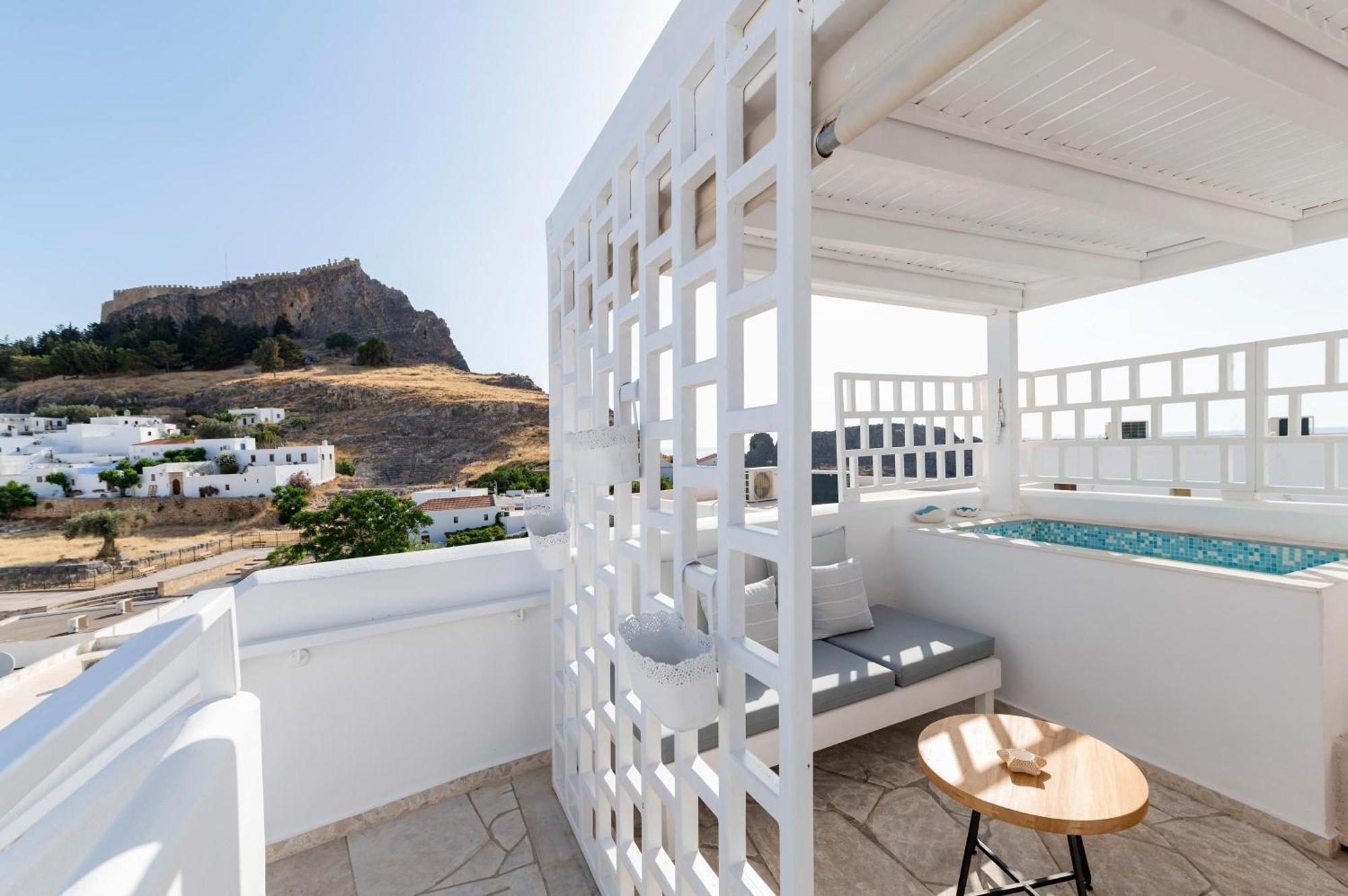 Lindian Polis * Lindos (Rhodes)