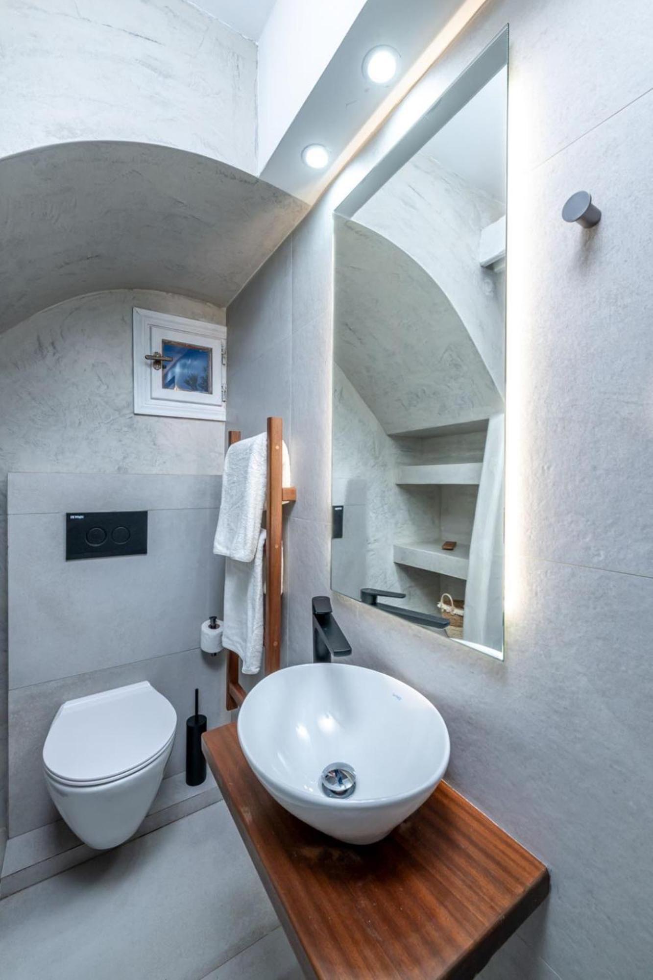 Apartment Lindian Polis