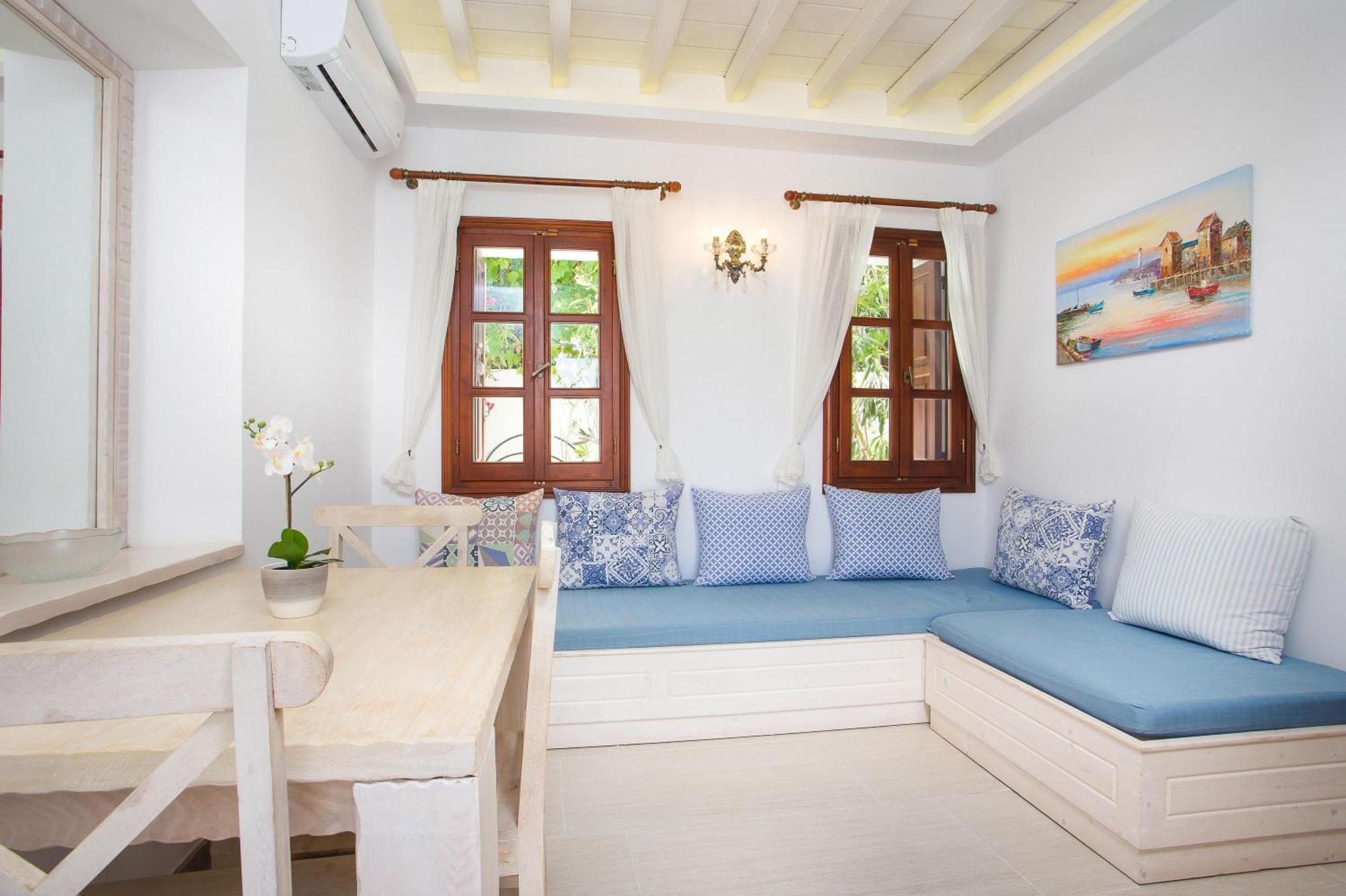 Lindian Polis Apartment *