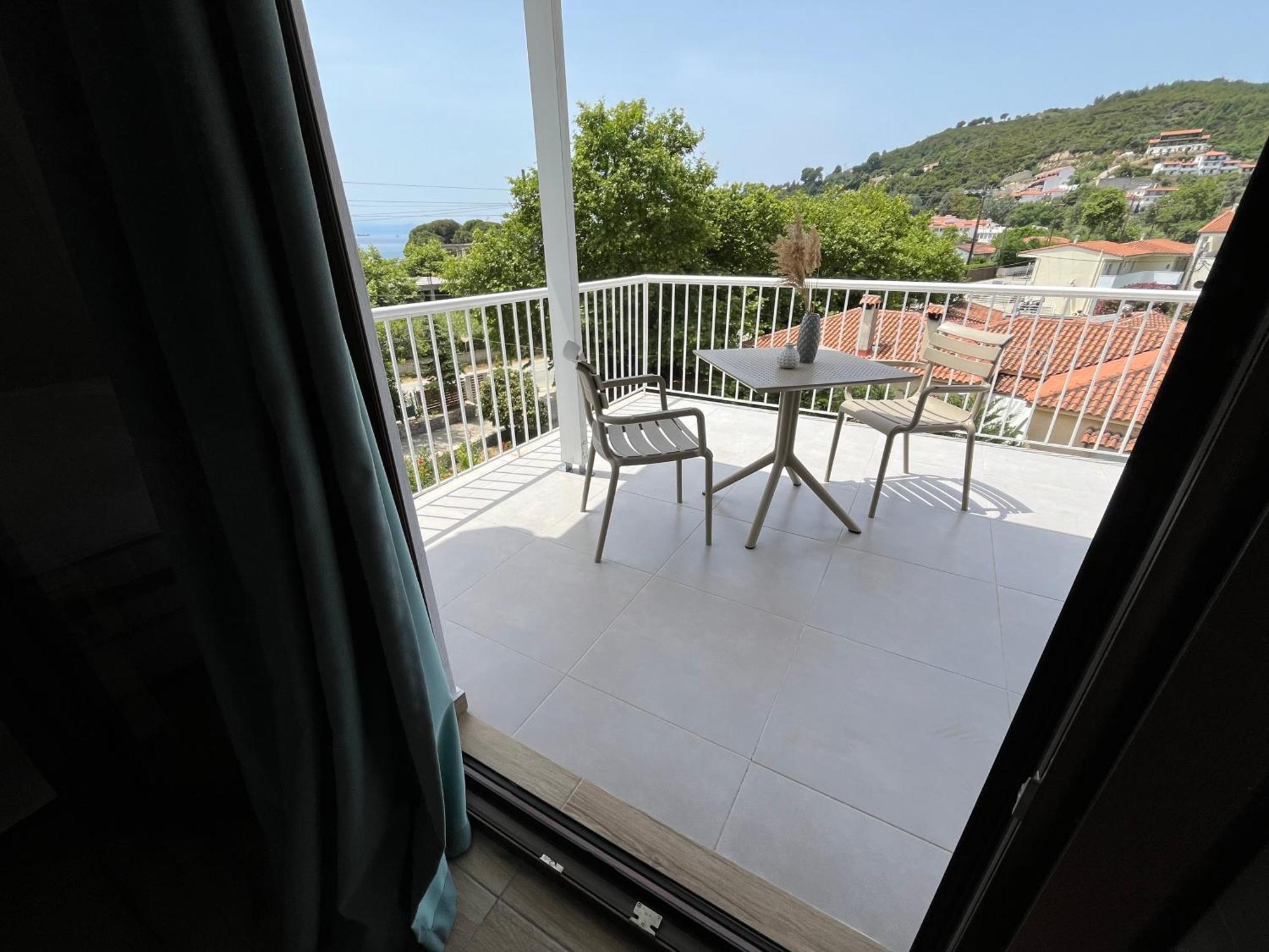 Golden Evelyn * Agia Paraskevi (Skiathos)