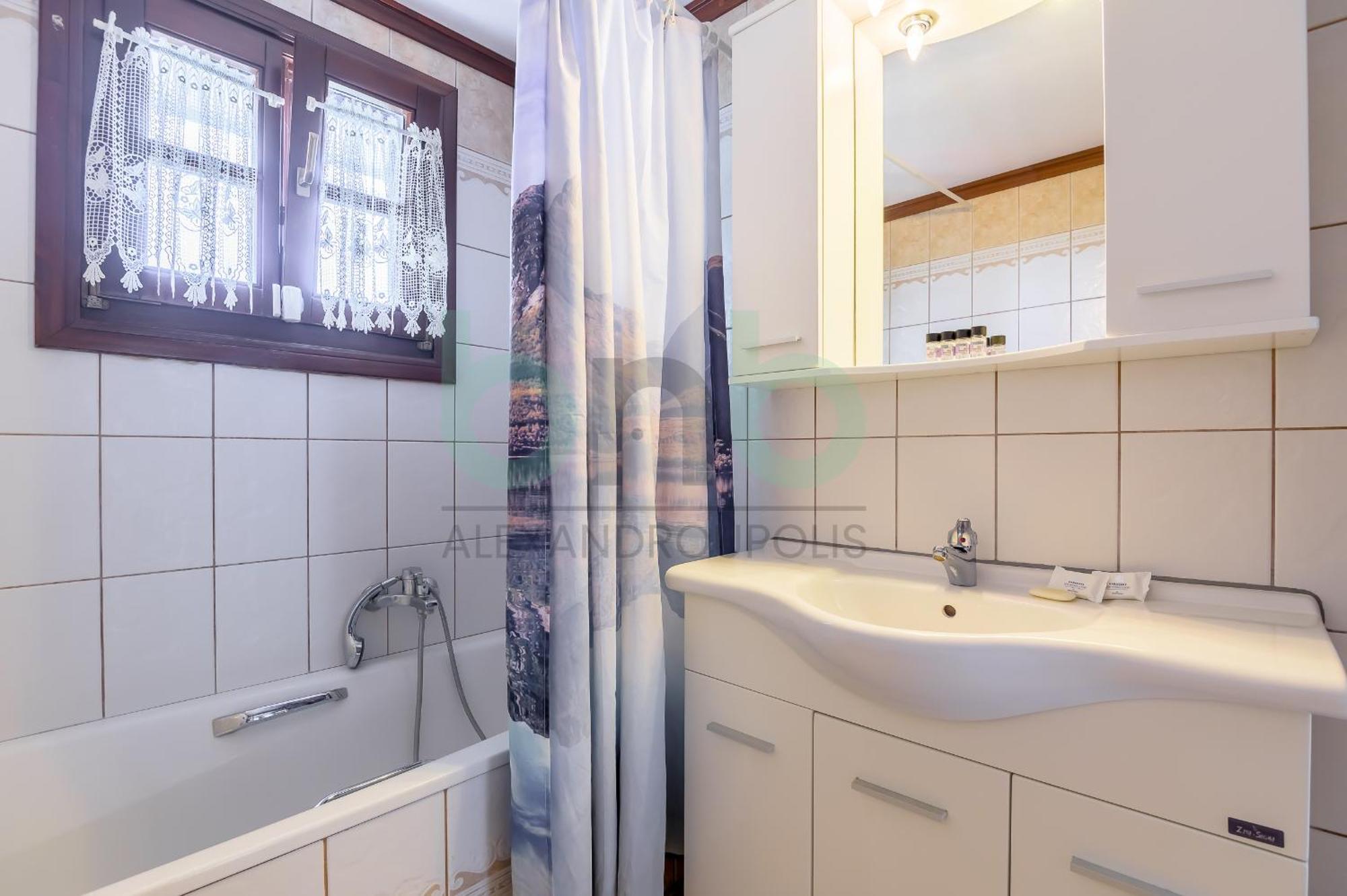 Oasis Palm Apartment