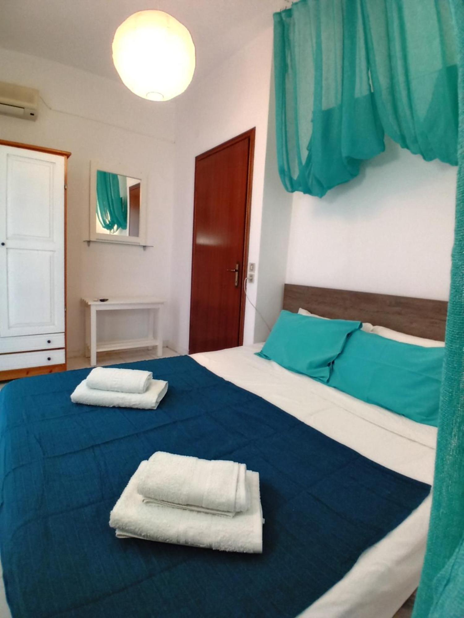La Mira House Aparthotel