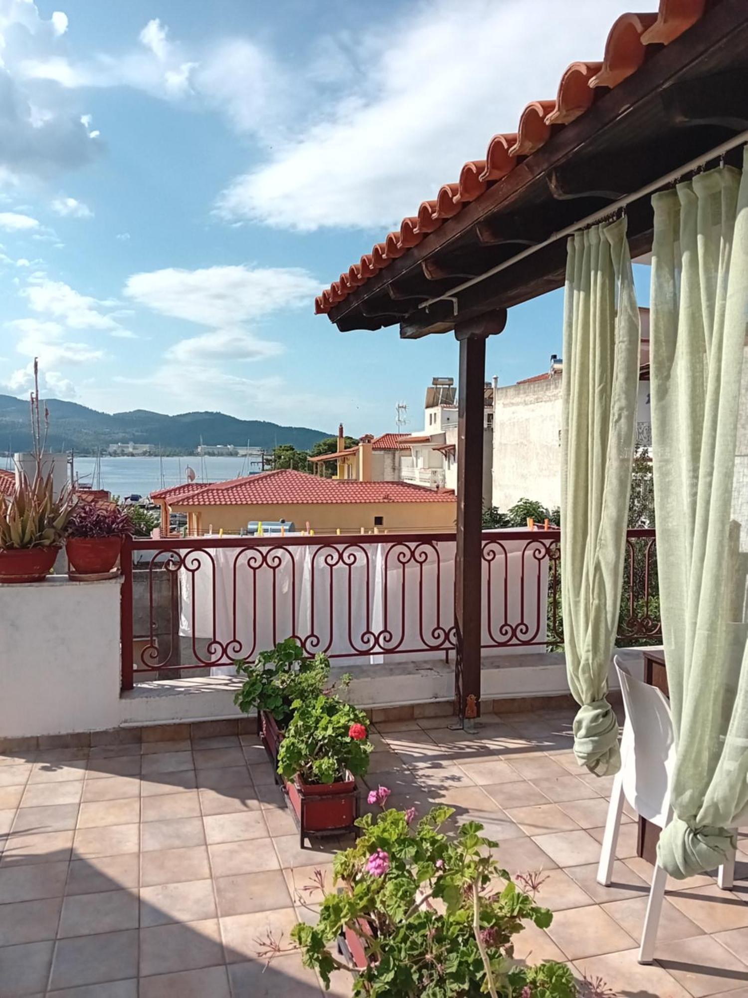La Mira House