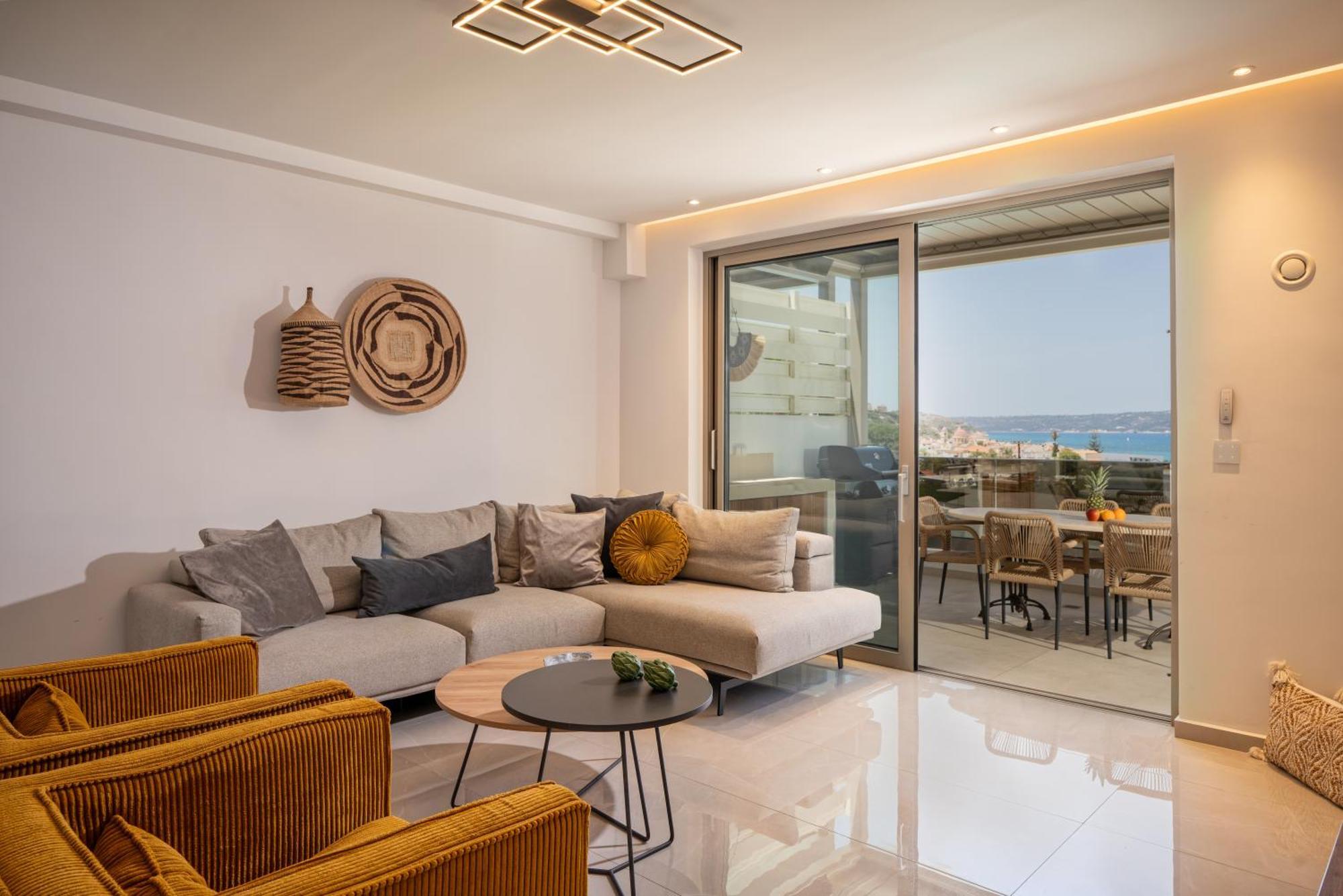 Amphimatrion Luxury *