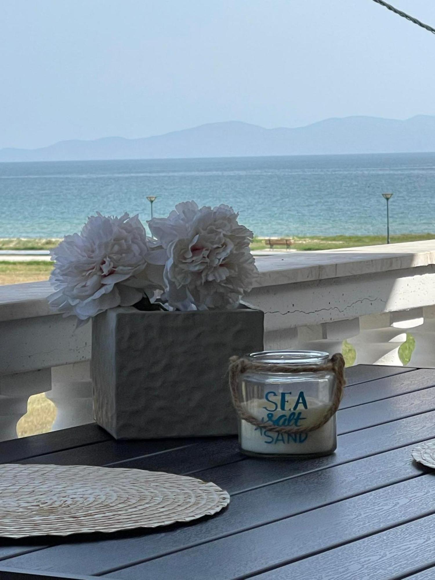 J&j Seaview Ofrinion