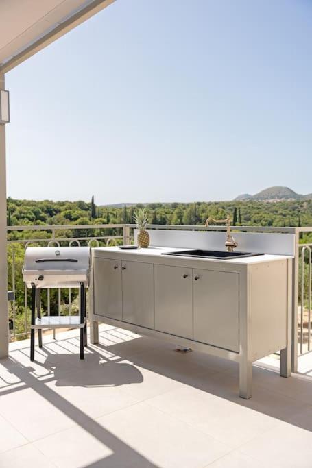 Villa Brand New: Kefalonia Stone - Trapezaki Retreat