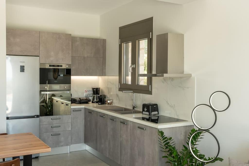 Villa Brand New: Kefalonia Stone - Trapezaki Retreat *