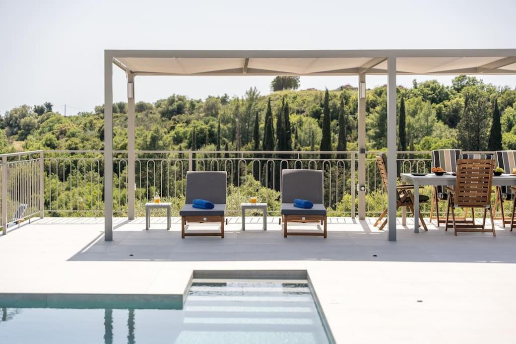 Brand New: Kefalonia Stone - Trapezaki Retreat * Trapezaki (Kefalonia)
