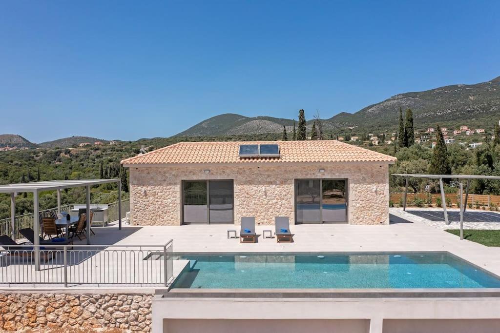 Brand New: Kefalonia Stone - Trapezaki Retreat Villa *