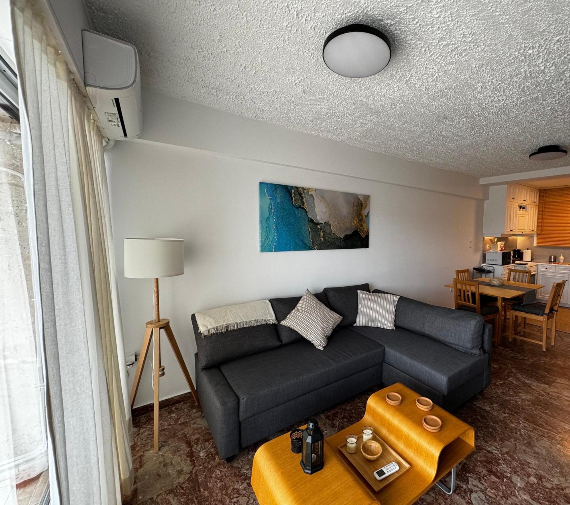 Apartment Seashore Happiness