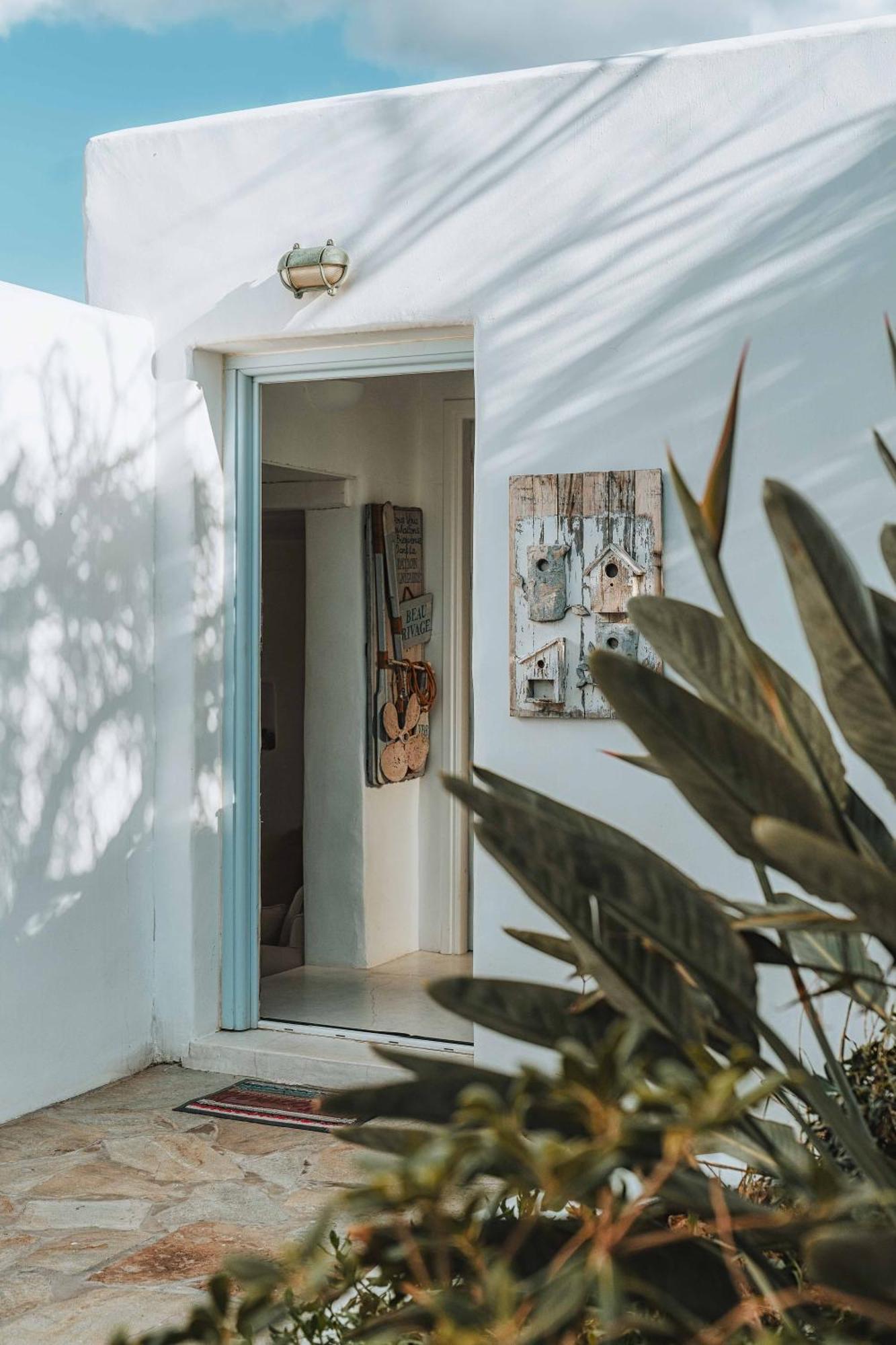 Dewdrop House, Serifos * Livadi (Serifos)