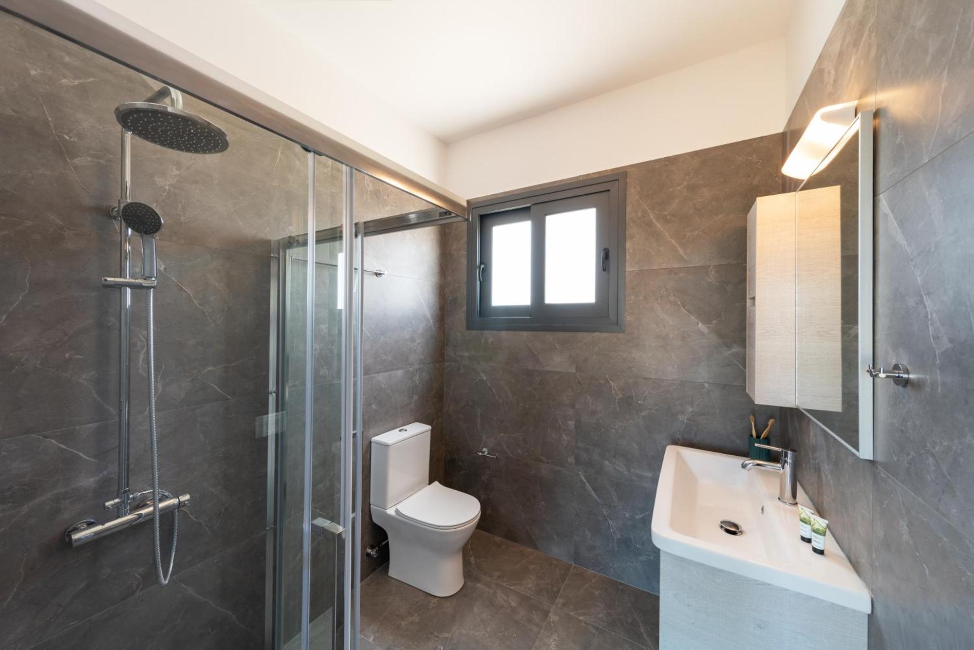 Lotus Luxury Apartment