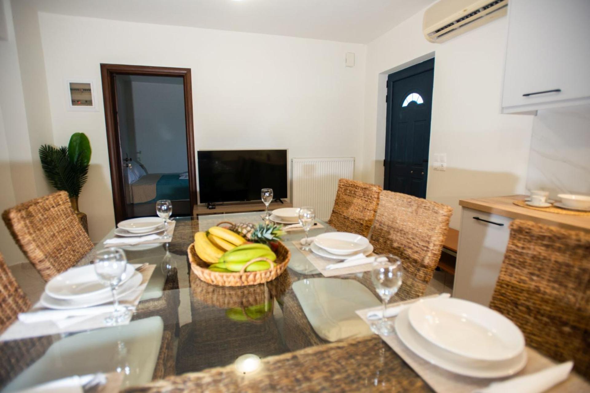 Alkioni Suites, Beachfront, With Mountain View