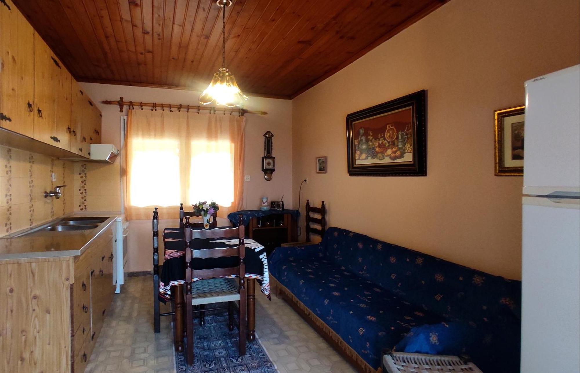 Polis * Nea Iraklia