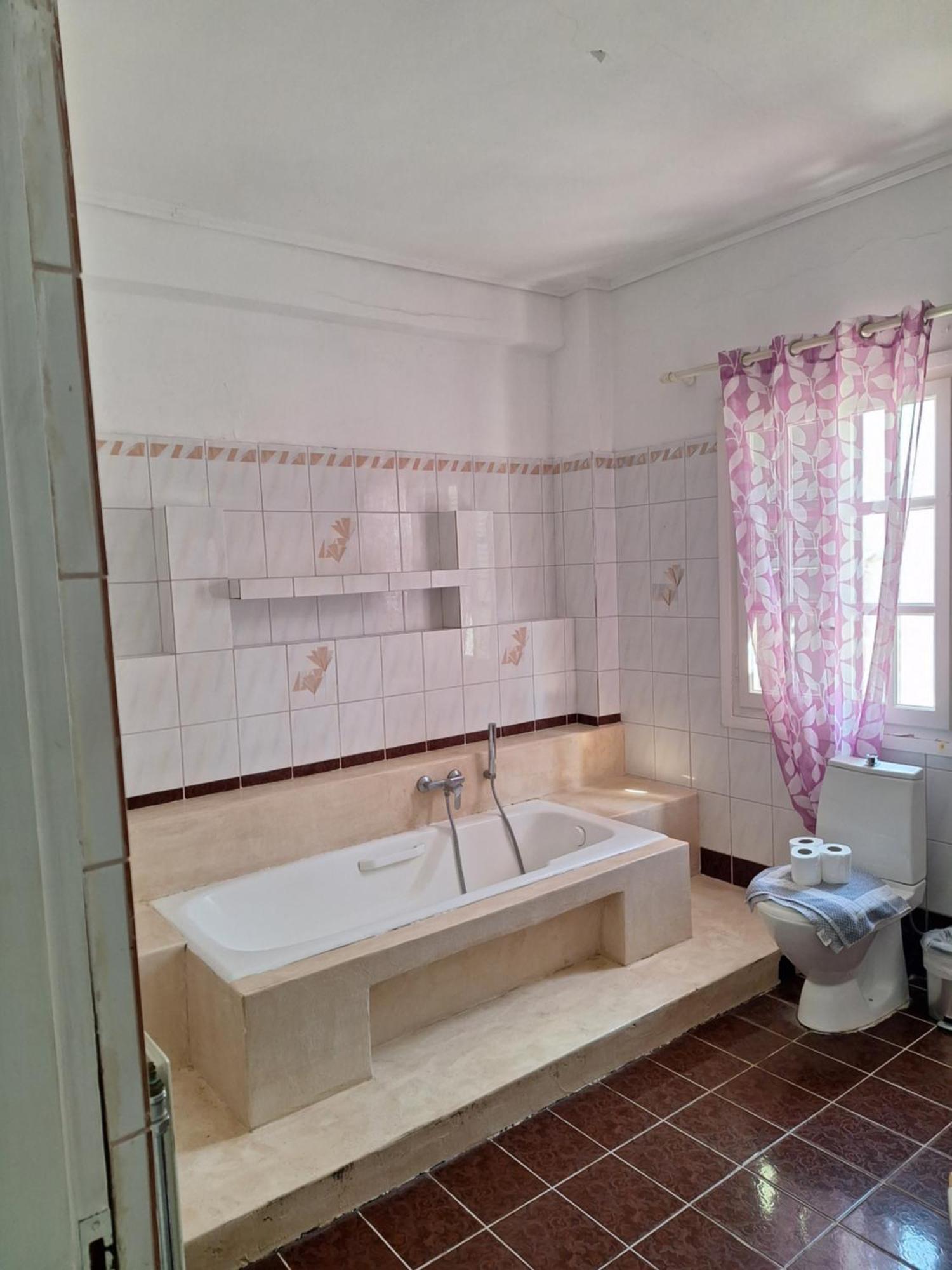 Markos Village Hotel 2*