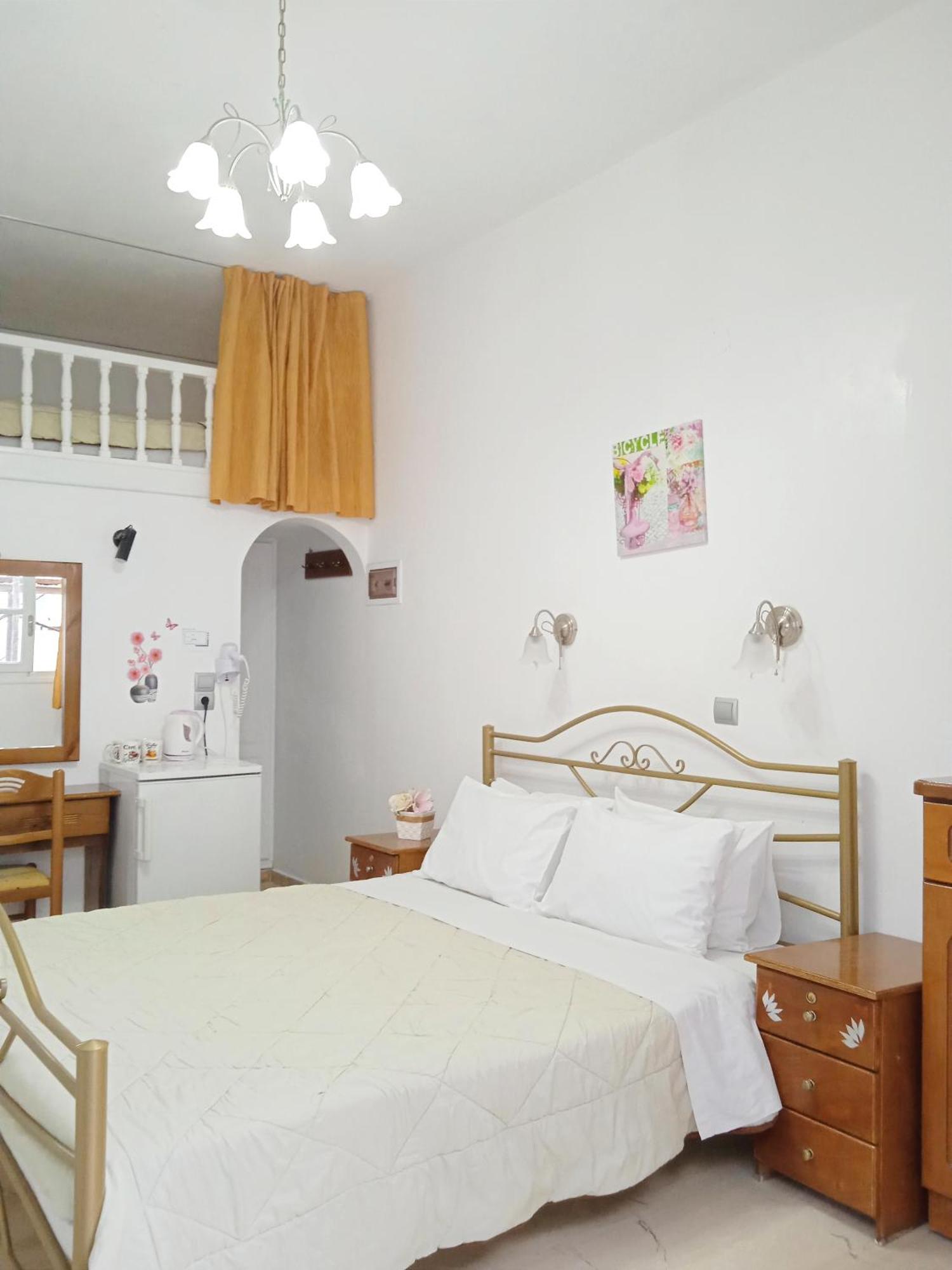 Aparthotel The 3*