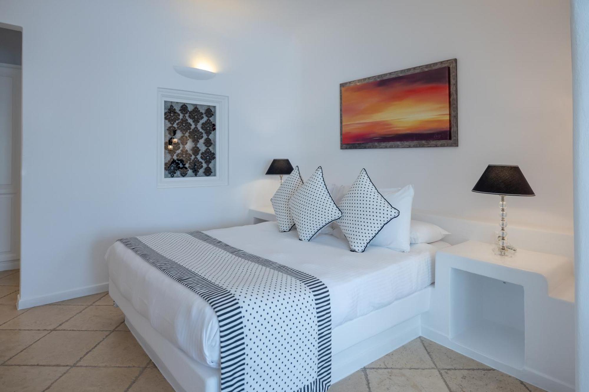 Hotel Above Blue Imerovigli (Santorini)