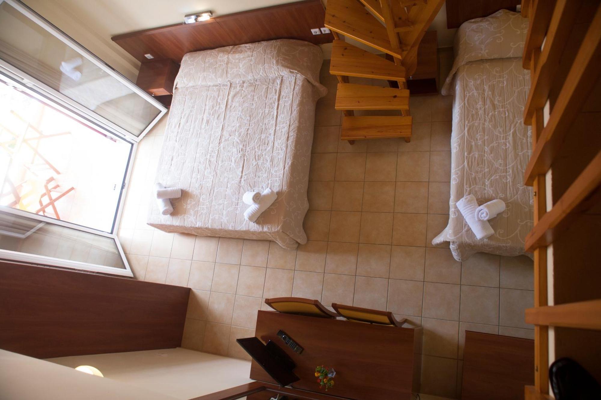 Summertime Aparthotel Nikiana