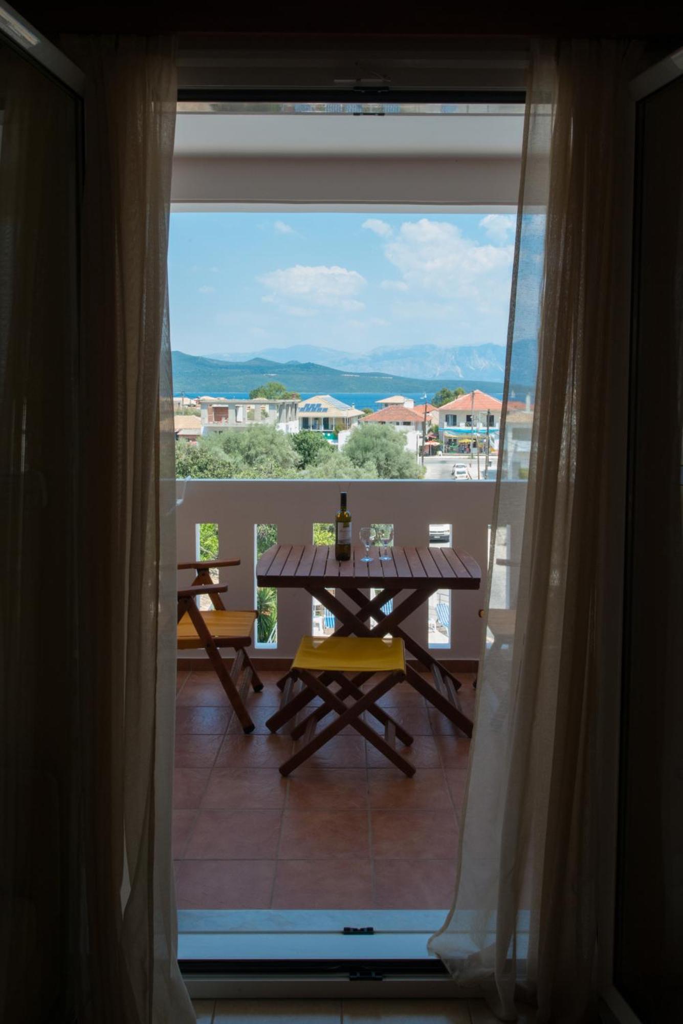 Summertime Aparthotel