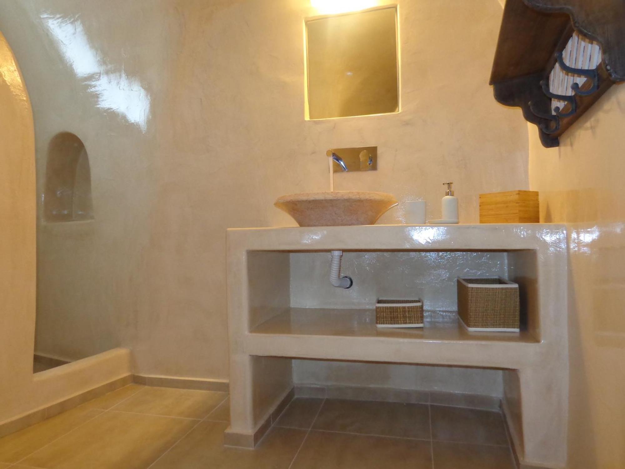 Aparthotel Ersi 3*