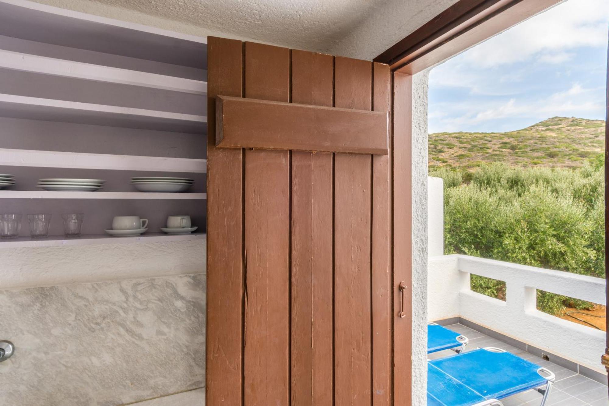 Island Apartment