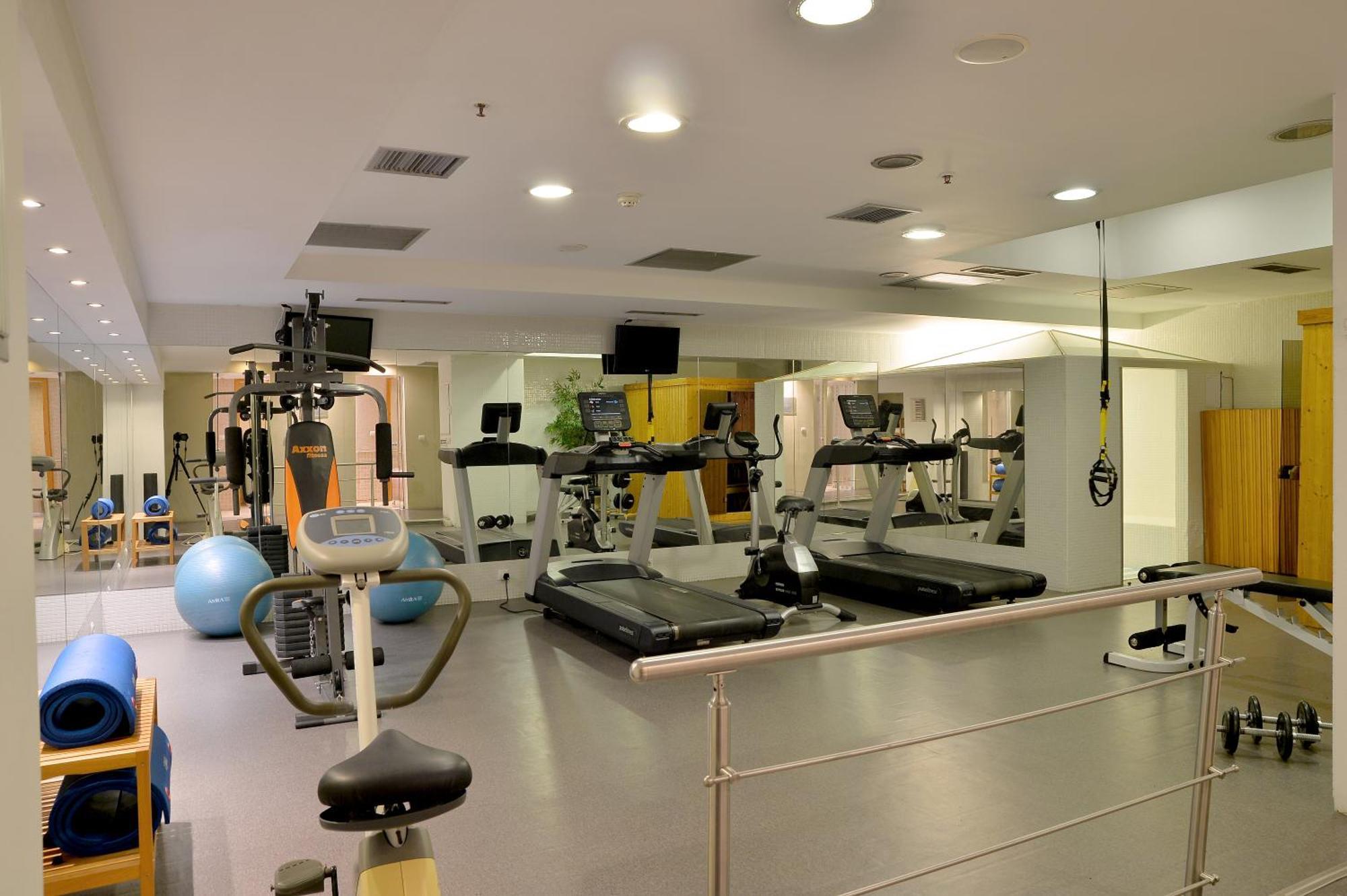 Airotel Stratos Vassilikos Hotel 4*