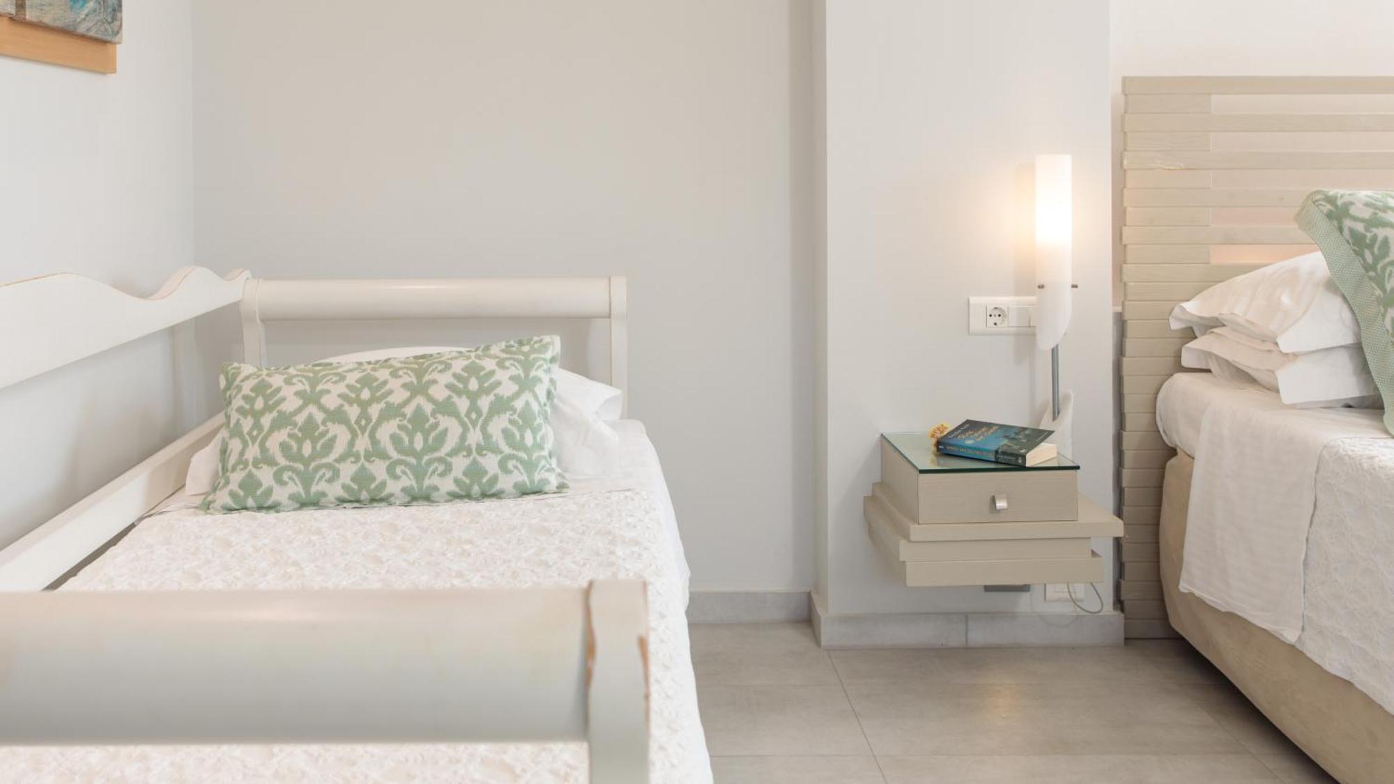 Iria Art Hotel