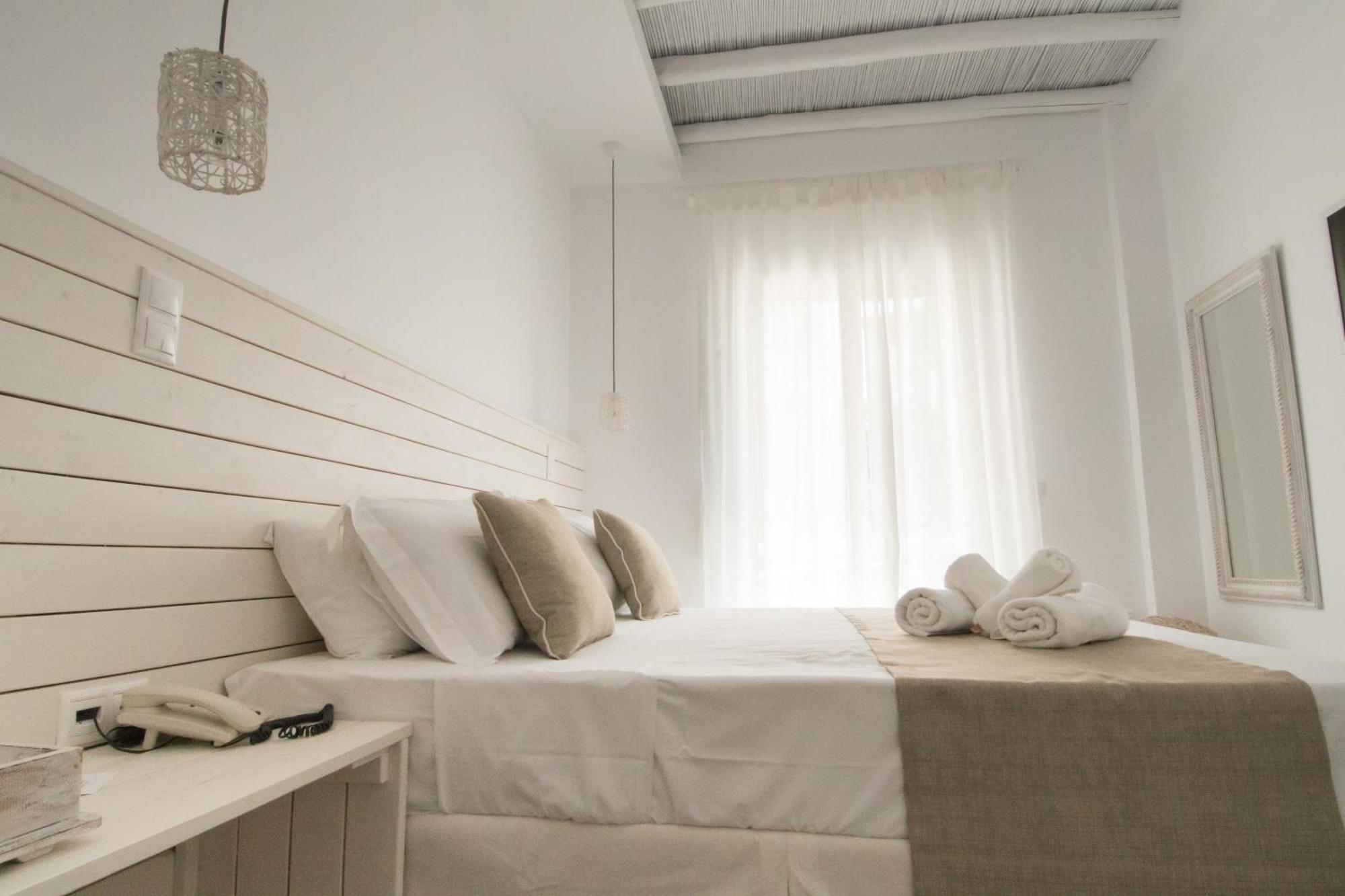 Aparthotel Paradise Design 4*