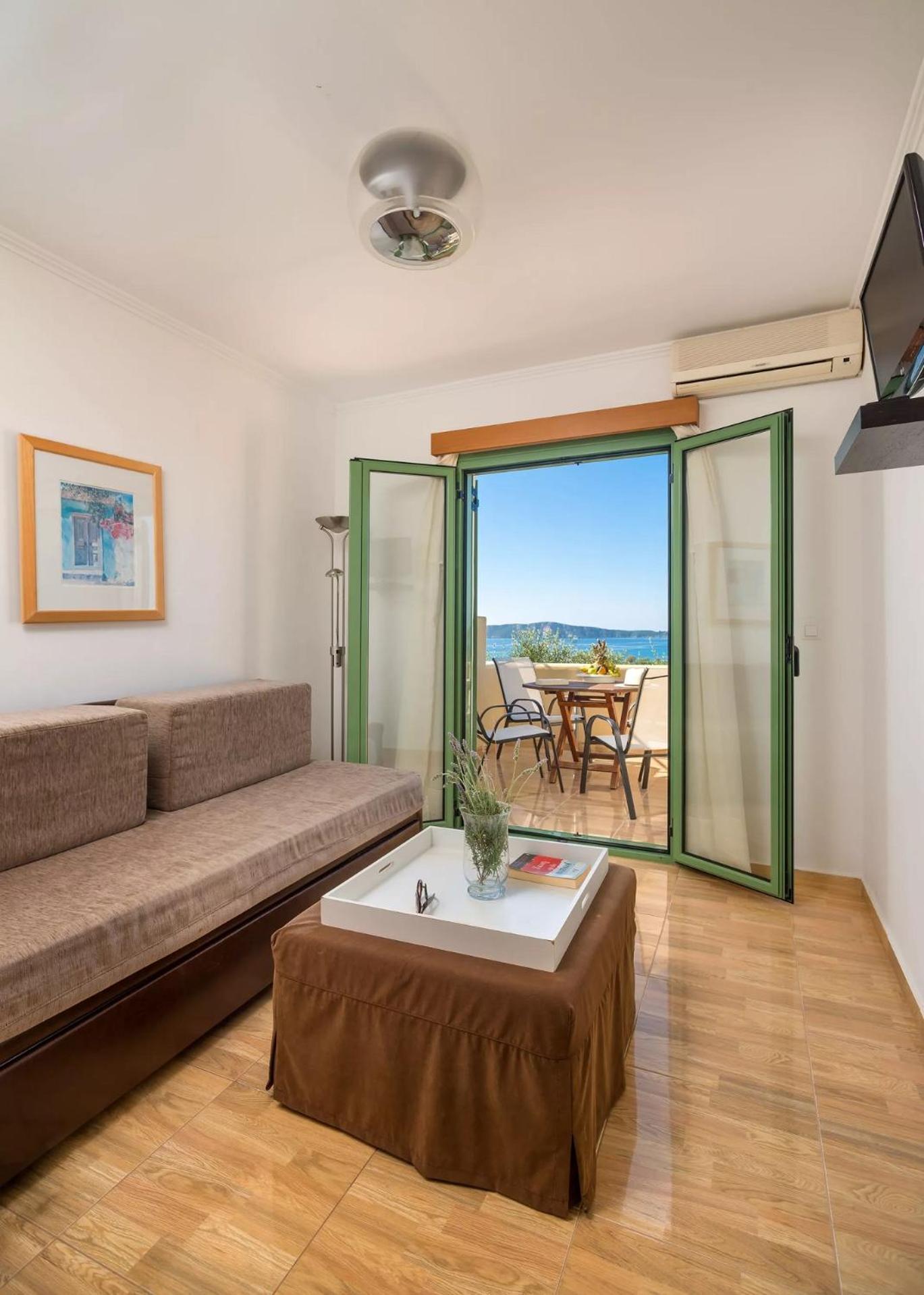 Apartment Eleonas Gialova