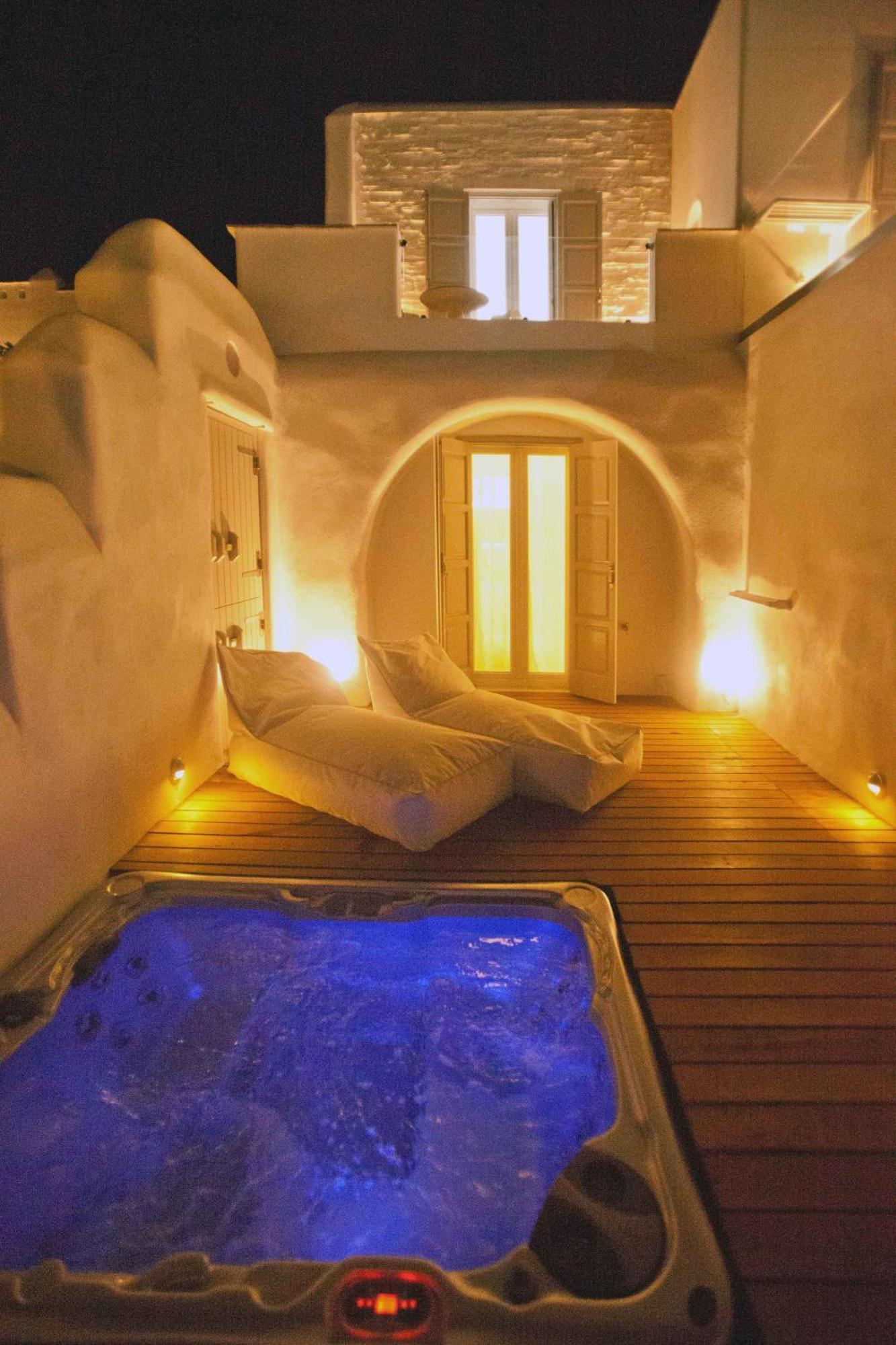 Golden Sun Aparthotel 3*