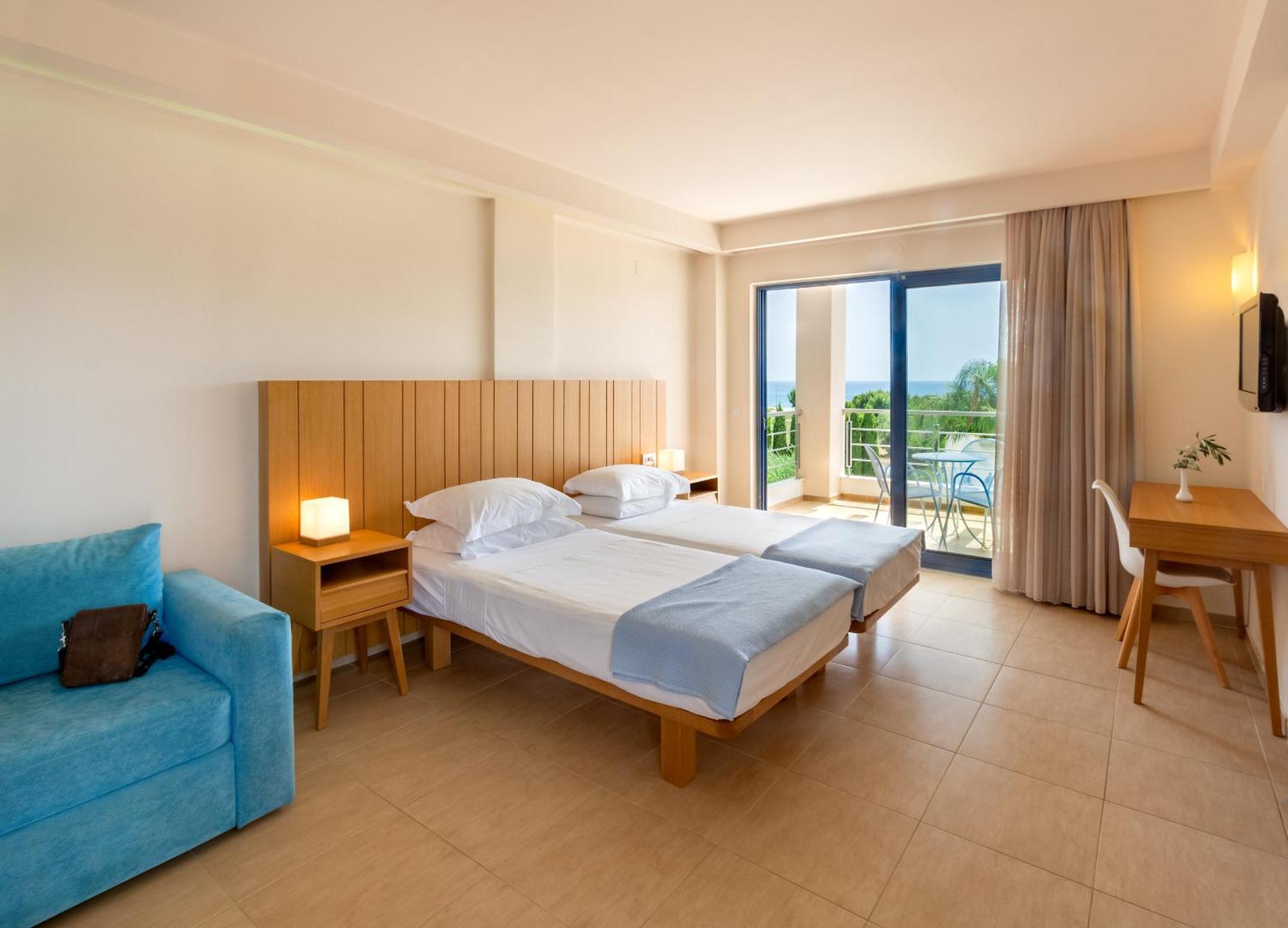 Hotel Ionian Theoxenia 4*